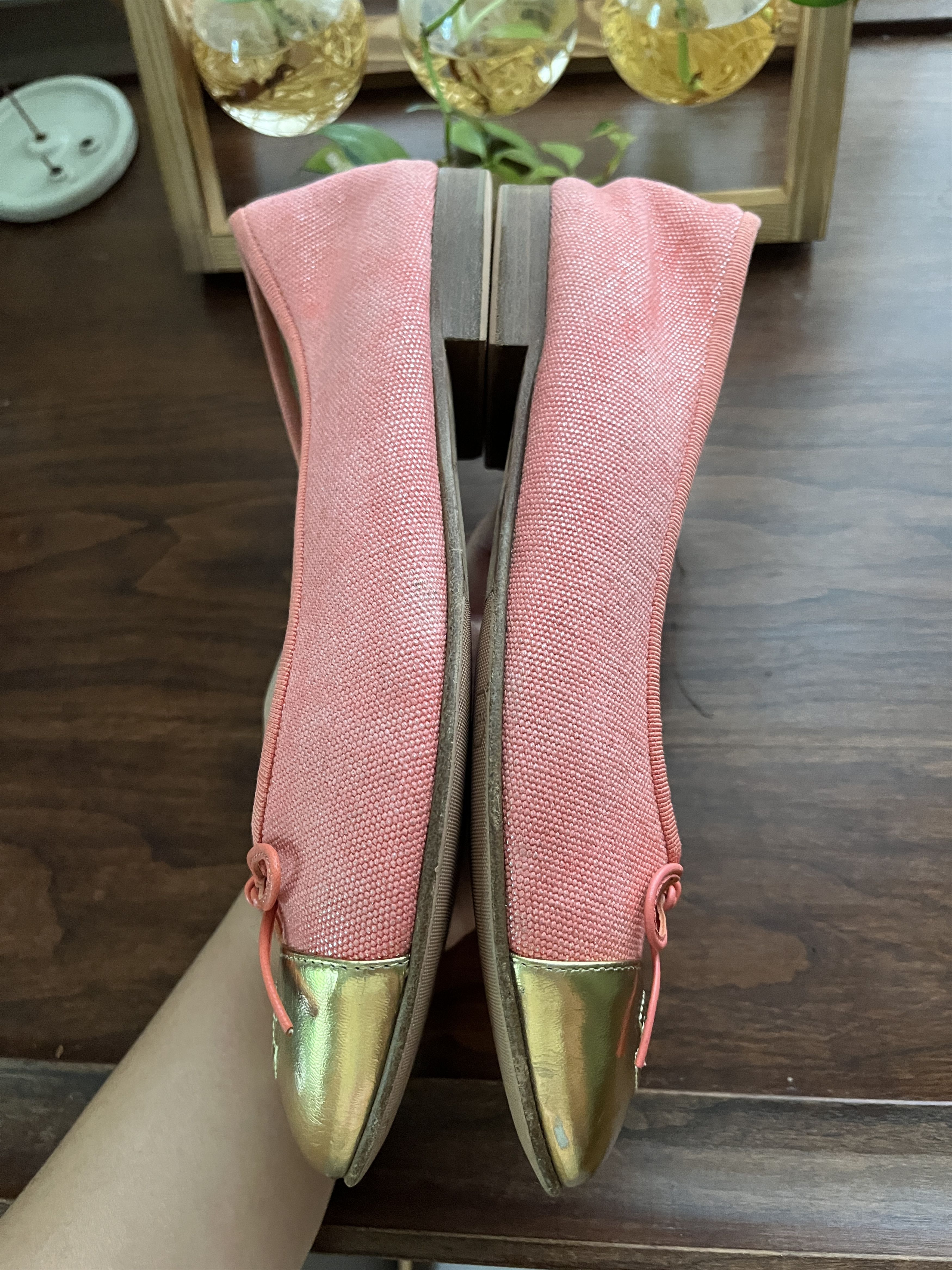 Chanel Chanel Pink and Gold Ballet Flats 37.5 Size US 7.5 / IT 37.5 - 7 Thumbnail