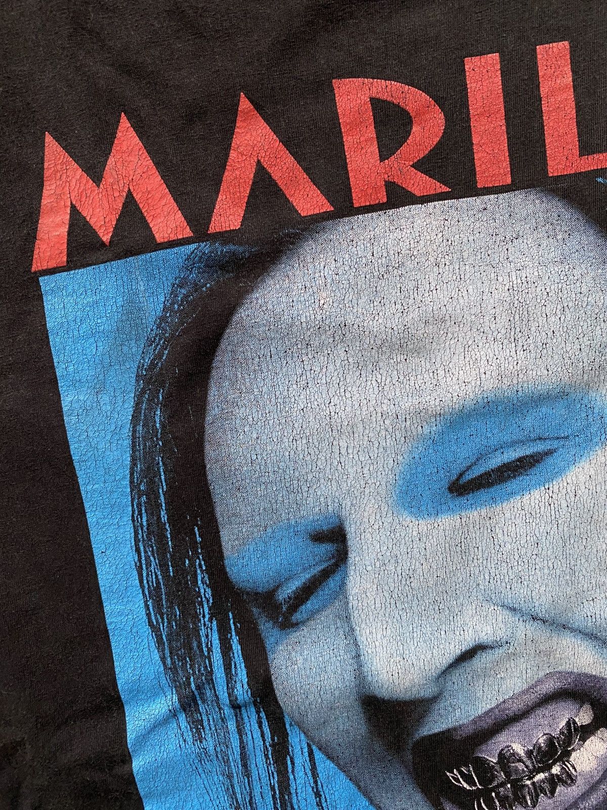 Band Tees RARE Marilyn Manson Tshirt Vintage 90s Size US L / EU 52-54 / 3 - 5 Thumbnail