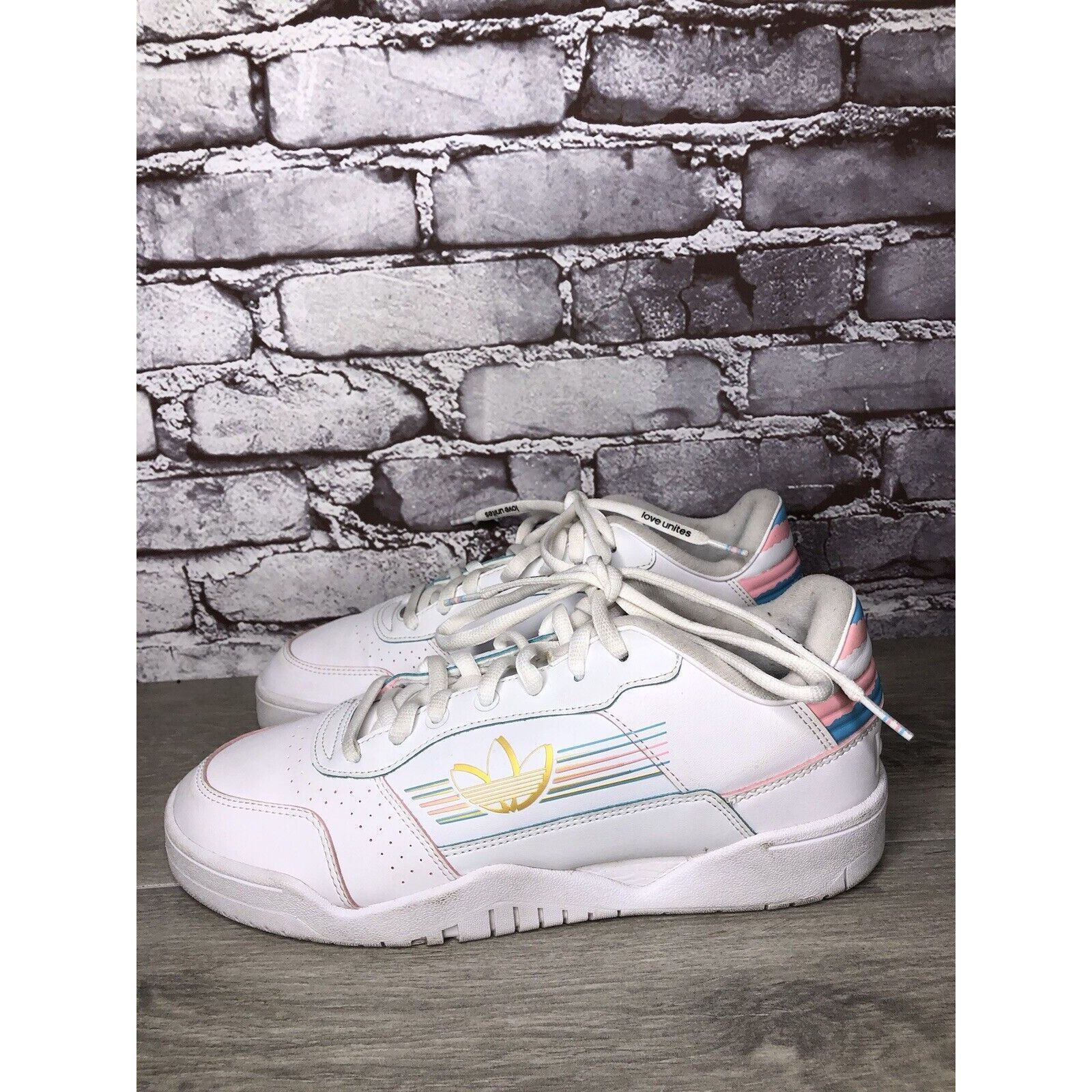Adidas Adidas Love Unites White Leather Blue Pink Stripe Sneakers M Size US 10 / EU 43 - 1 Thumbnail