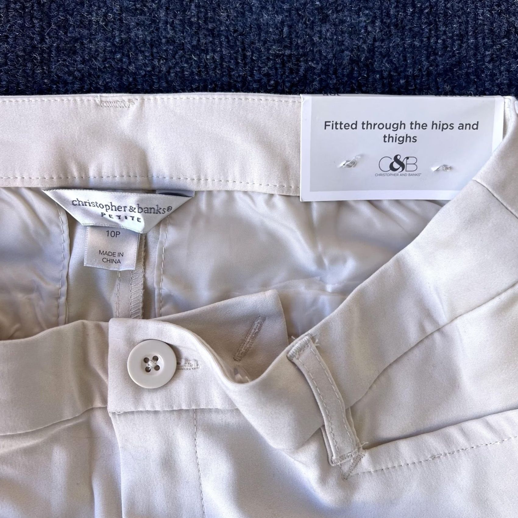Vintage Christopher & Banks Pants Womens 10P Petite White Dress Pants Slim Fit Straight Leg with Pockets Size 32" / US 10 / IT 46 - 2 Thumbnail