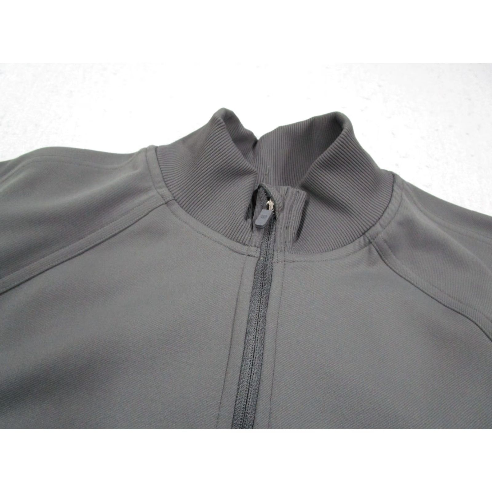 Lululemon Lululemon Women Jacket 6 Gray Wunder Train Full Zip Bomber Travel Gym Size M / US 6-8 / IT 42-44 - 2 Thumbnail