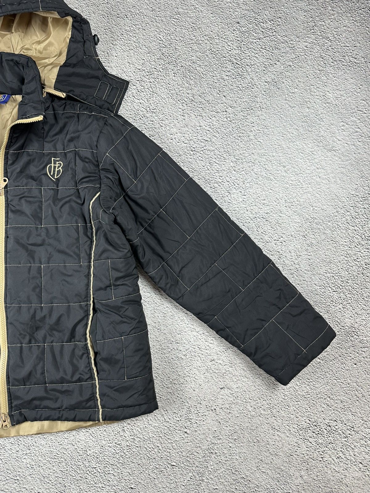 Other FC Basel Down Puffer Jacket Soccer Jersey Football Blockcore Size US M / EU 48-50 / 2 - 6 Thumbnail