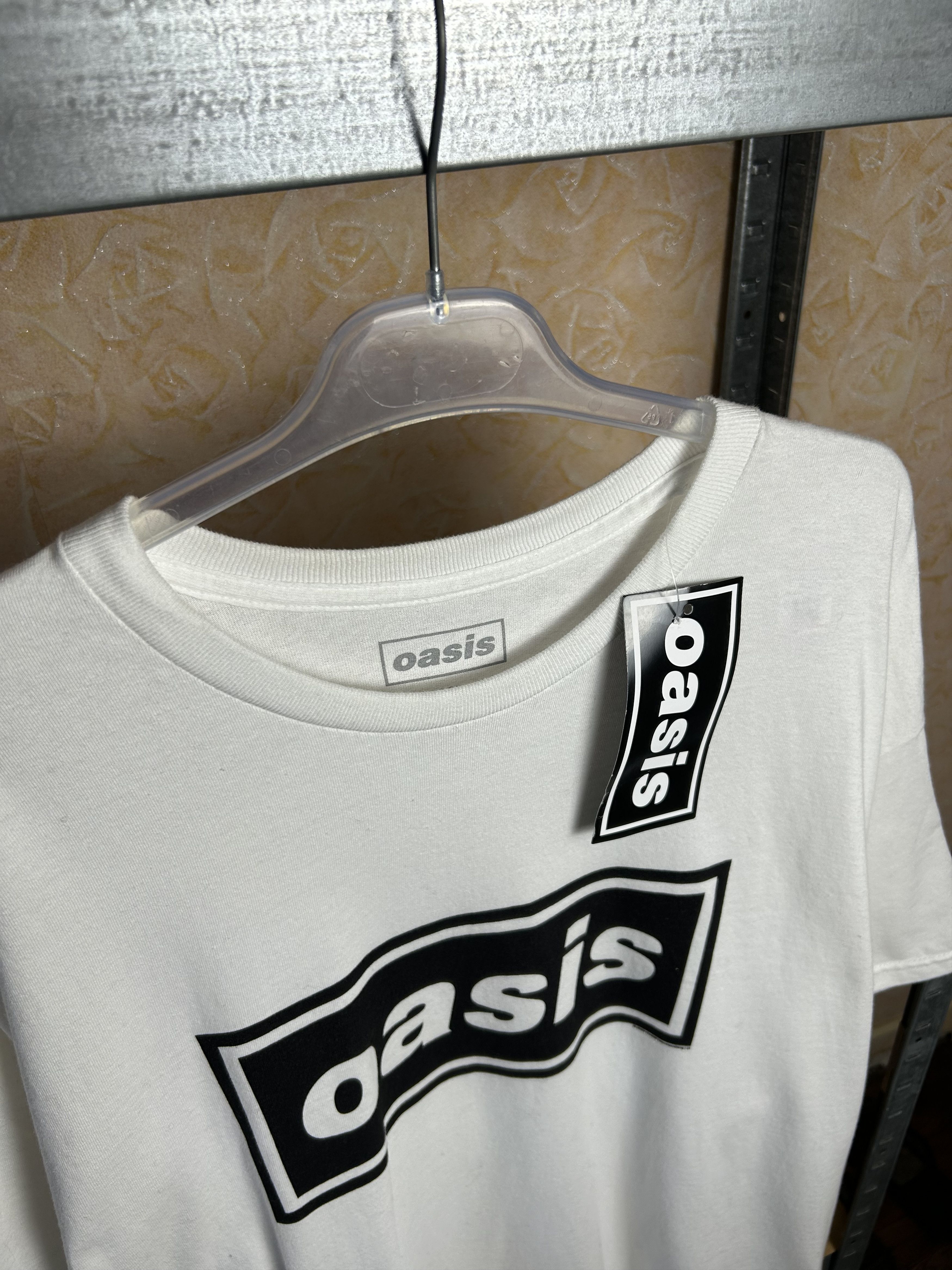 Band Tees Vintage 2024 Oasis Rock Band T-shirt Size US XL / EU 56 / 4 - 3 Thumbnail