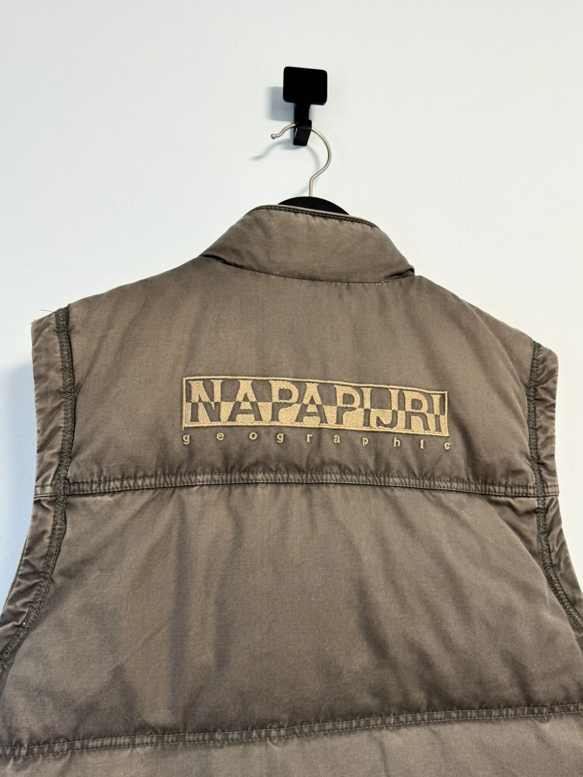 Napapijri Napapijri Vest Vintage 90’s Style hype Beige Size US L / EU 52-54 / 3 - 19 Thumbnail