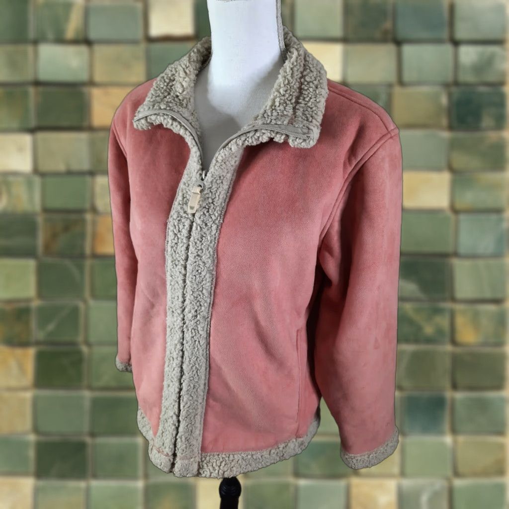 Vintage VINTAGE Woolrich Women's Coat Jacket Pink Faux Suede Sherpa Lined Size M Bomber Size M / US 6-8 / IT 42-44 - 1 Thumbnail
