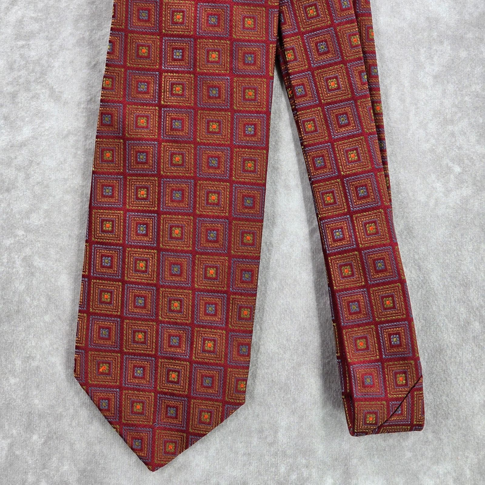 Robert Talbott Robert Talbott Red Geometric Hand Sewn Silk Men's Neck Tie Size 30 - 2 Thumbnail