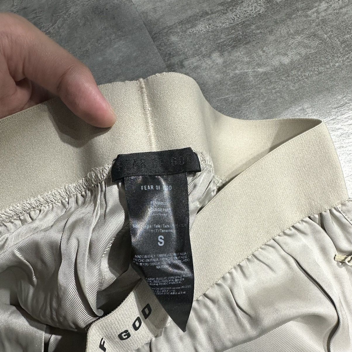 Fear of God Fear of God Luxury Loungewear Silk Lounge Pants - Cement Size US 30 / EU 46 - 3 Thumbnail
