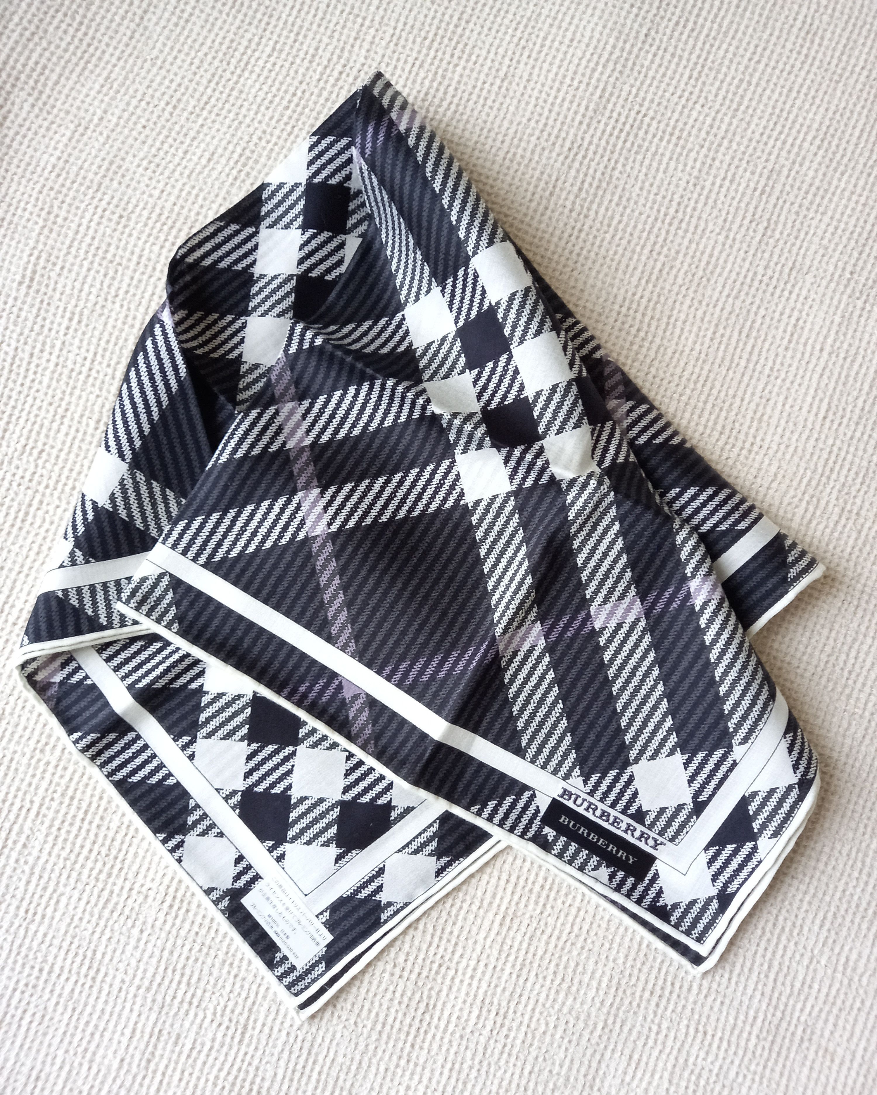 Burberry × Vintage NEW Japan Burberry bandana handkerchief navy blue tartan Size ONE SIZE - 1 Thumbnail
