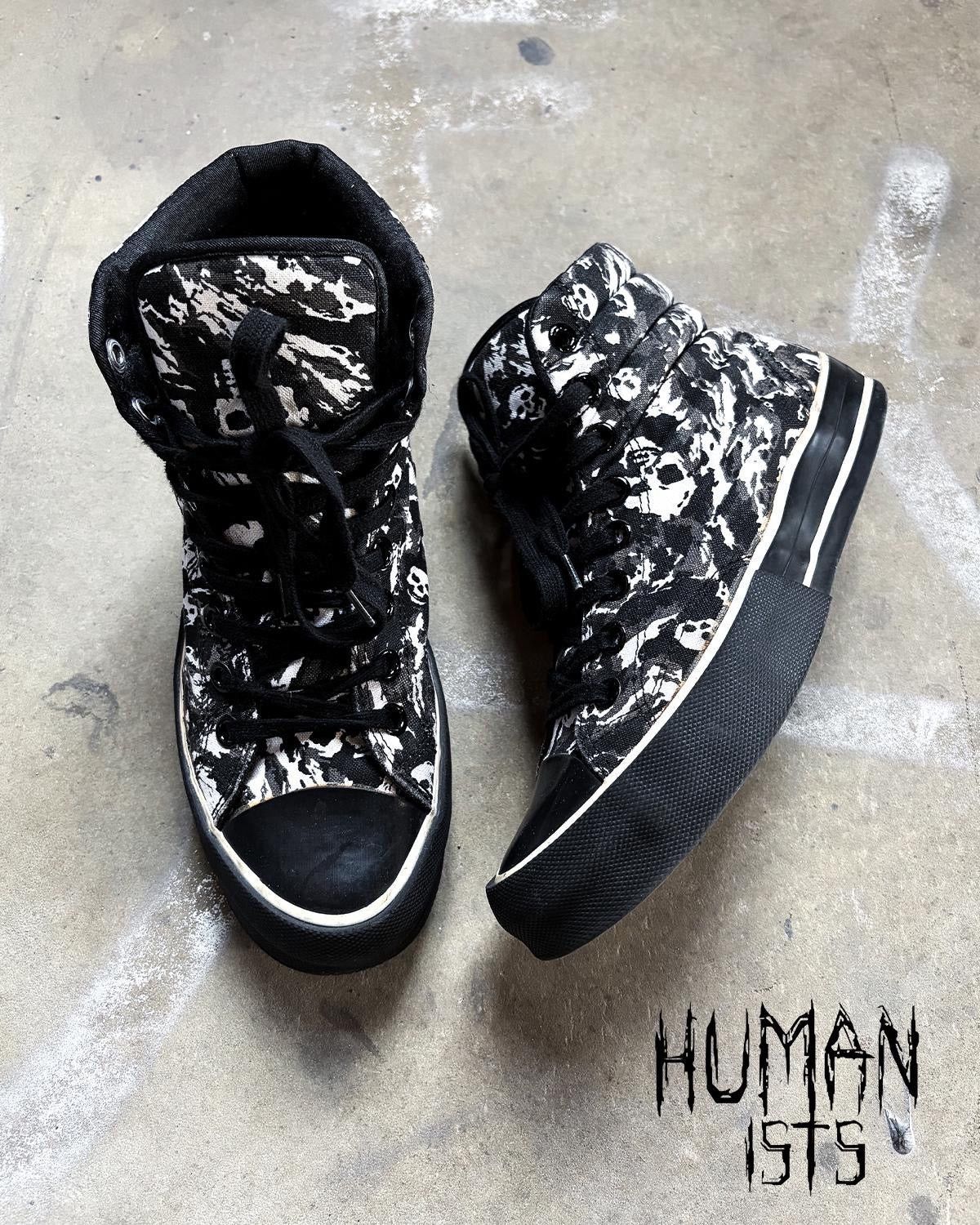 Number (N)ine S/S01 SKULL HIGH TOP CONVERSE Size US 7.5 / EU 40-41 - 1 Thumbnail