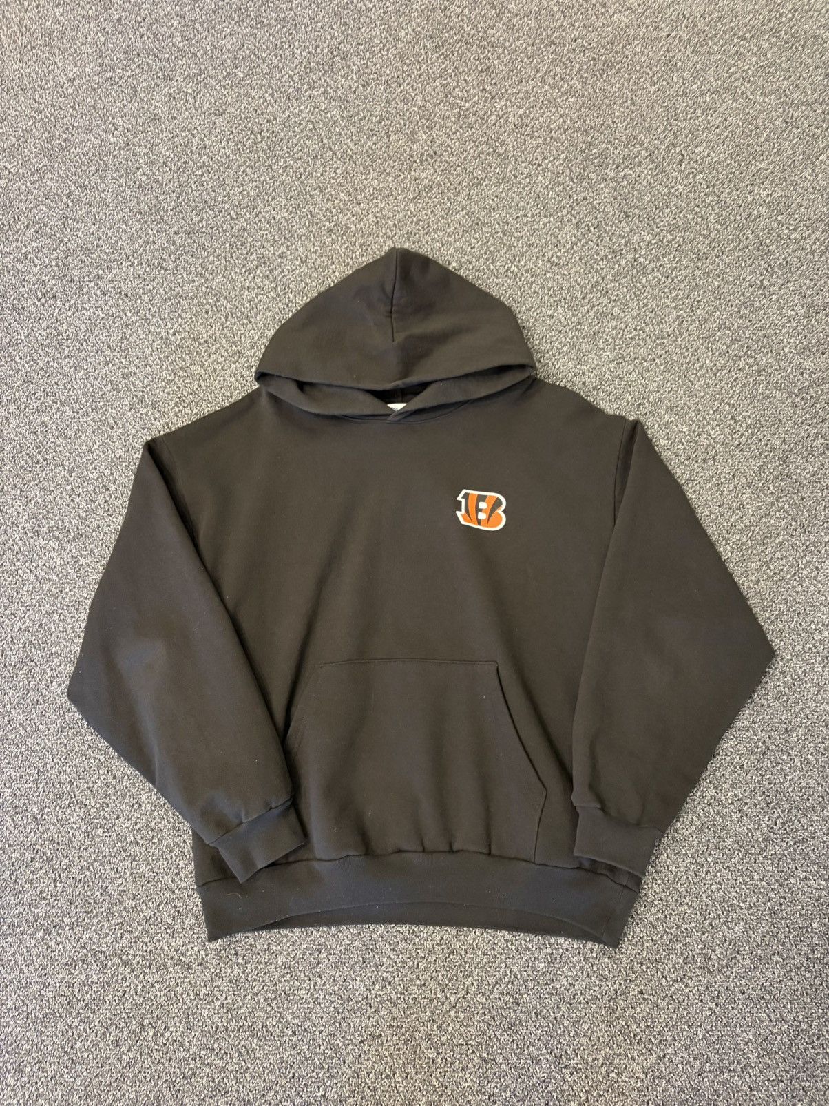 Mitchell & Ness × NFL × Warren Lotas Warren Lotas Bengals Hoodie Size US XL / EU 56 / 4 - 1 Thumbnail