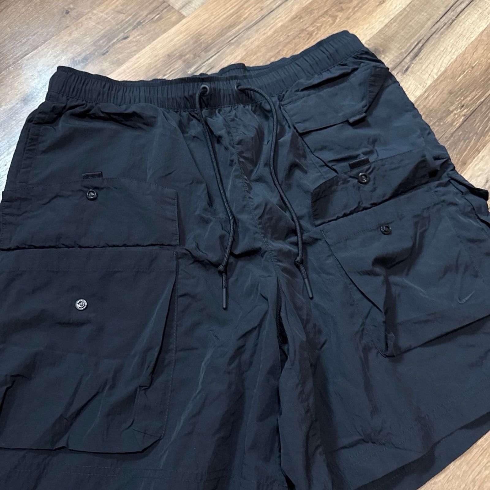 Columbia NWOT Nike Tech Cargo Shorts Size US 30 / EU 46 - 5 Thumbnail