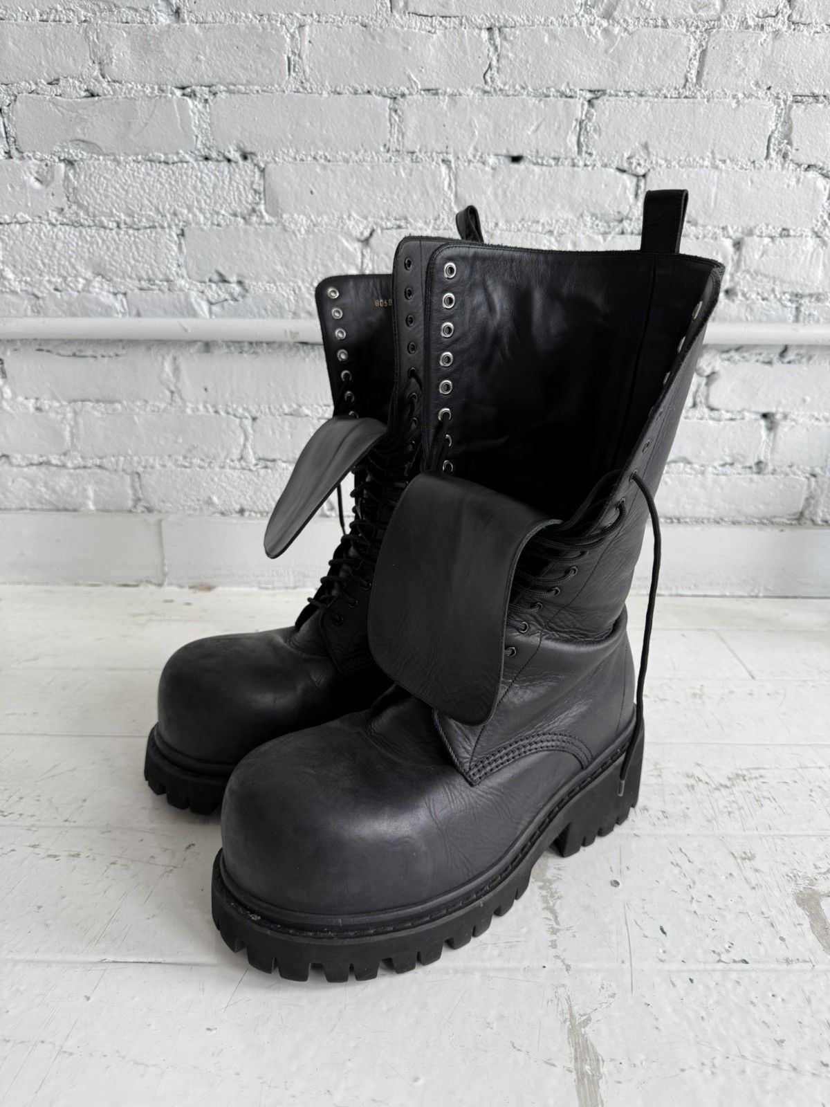 Balenciaga FW24 RUNWAY TALL STOMPER BOOTS | Grailed