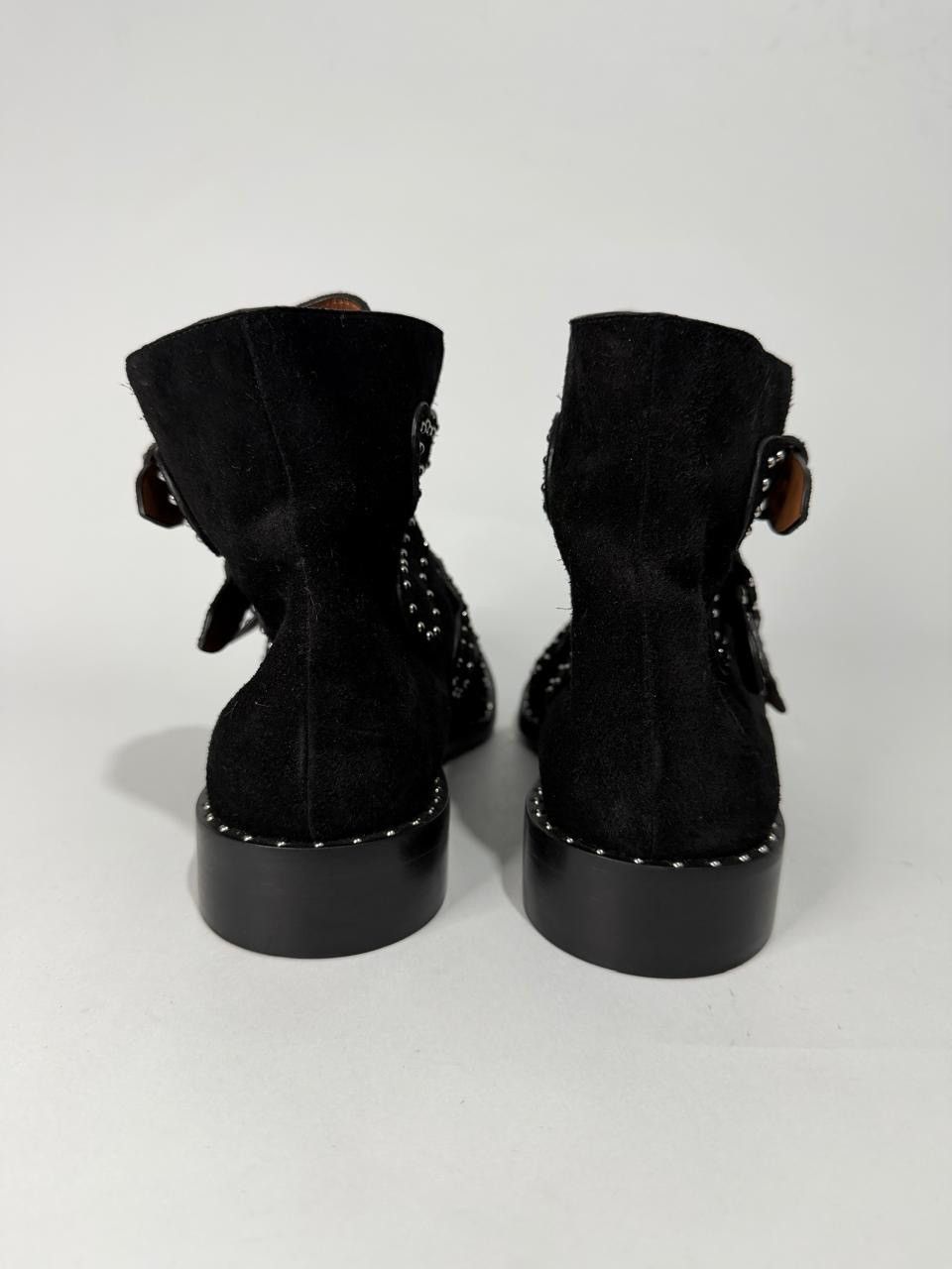 Givenchy GIVENCHY Studded Suede Buckled Ankle Boots Black 40 Size US 10 / IT 40 - 6 Thumbnail