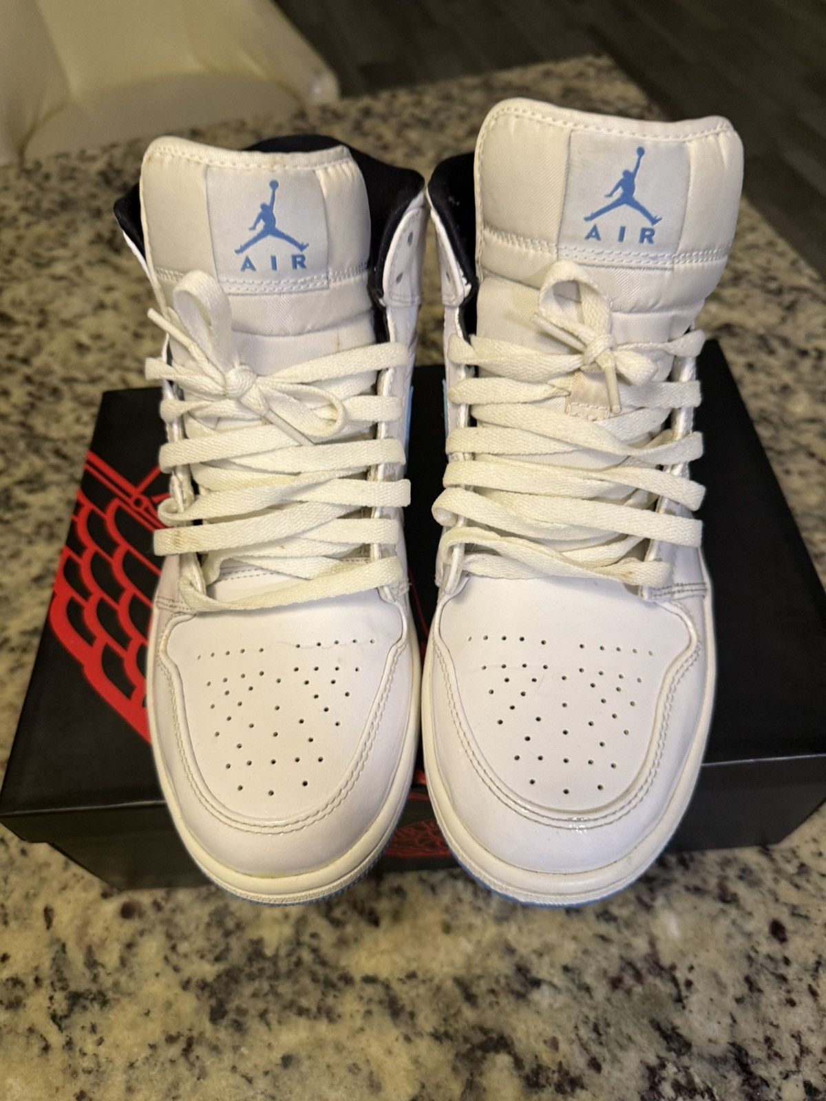 Jordan Brand jordan 1 mid legend blue Size US 9 / EU 42 - 1 Thumbnail
