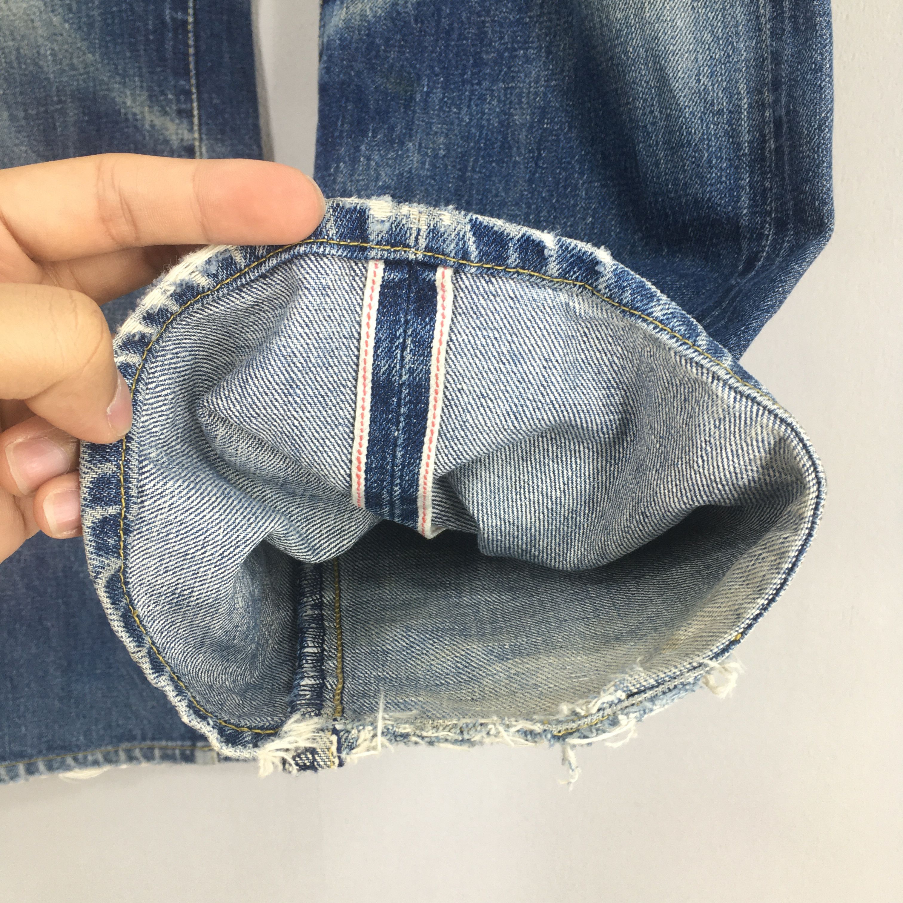 Levi's × Levi's Vintage Clothing × Vintage Size 28x30.5 Vintage Levi's 702 LVC Redline Selvedge Jeans Size 28" / US 6 / IT 42 - 5 Thumbnail