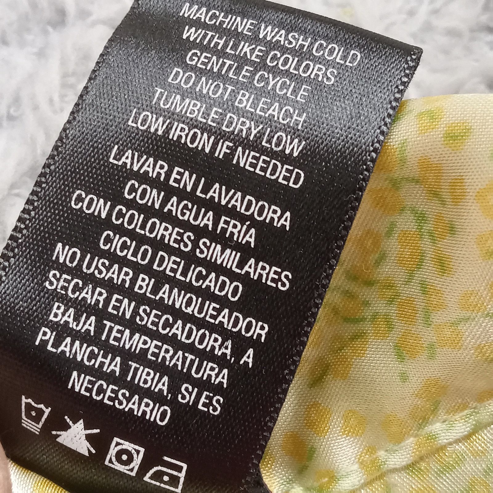 & Other Stories Secret Treasures Pajama Top S Women's Satin Yellow Floral Size S / US 4 / IT 40 - 7 Thumbnail