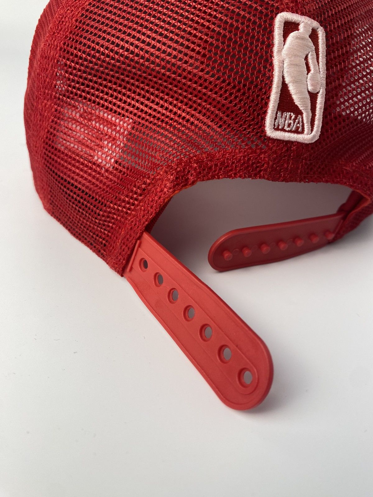 NBA × New Era Utah Jazz Trucker Cap Hat 9Fifty New era cap red Mesh Size ONE SIZE - 13 Thumbnail