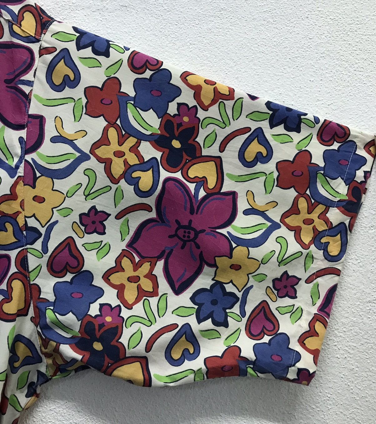 Levi's × Vintage Vintage Levi’s Hawaii Floral Travelers Short Sleeve Button Size US M / EU 48-50 / 2 - 7 Thumbnail
