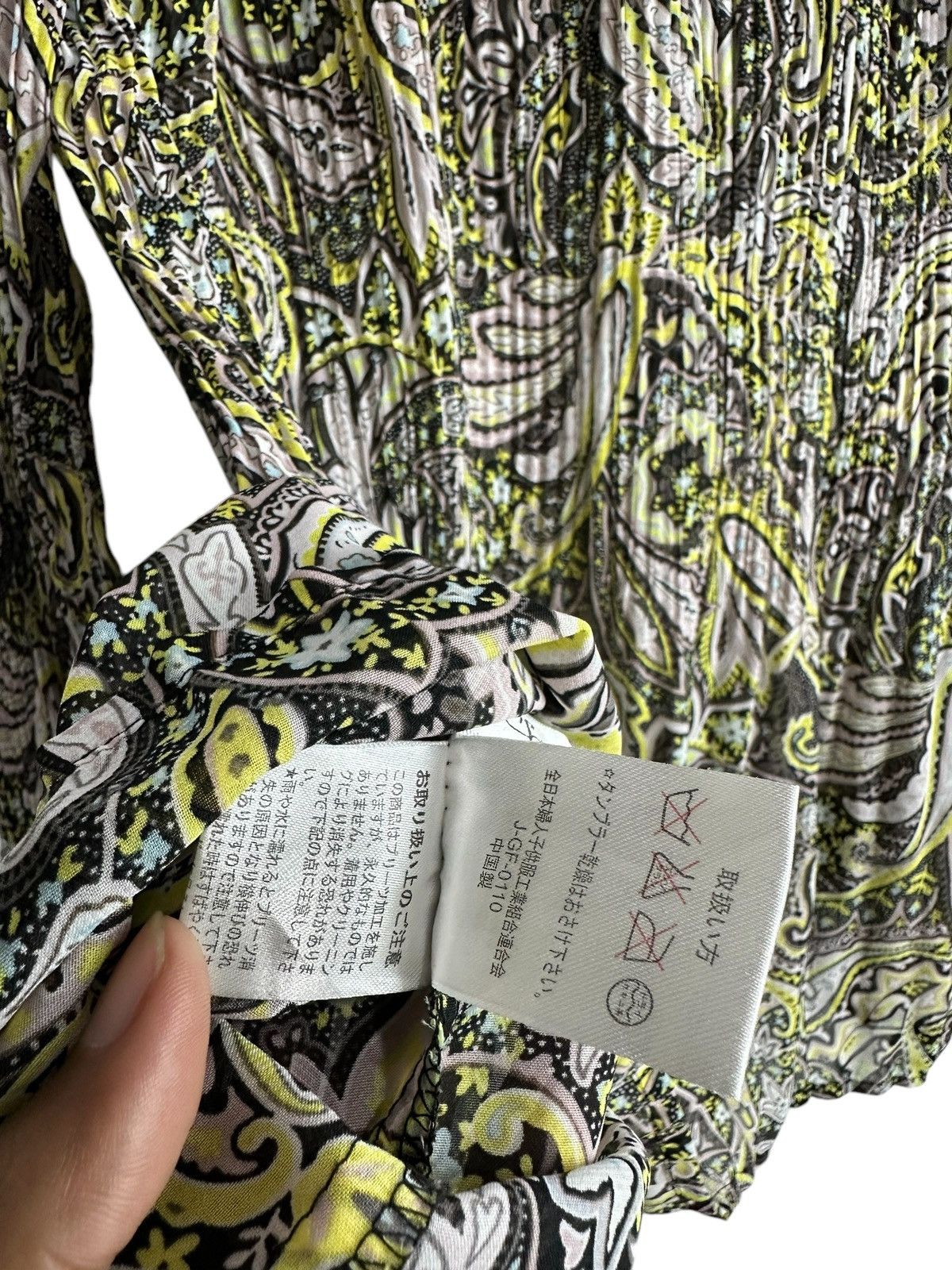 Issey Miyake UNDEFINED PLEATS AOP SHIRT JEAN PAUL GAULTIER ISSEY STYLE Size M / US 6-8 / IT 42-44 - 7 Thumbnail