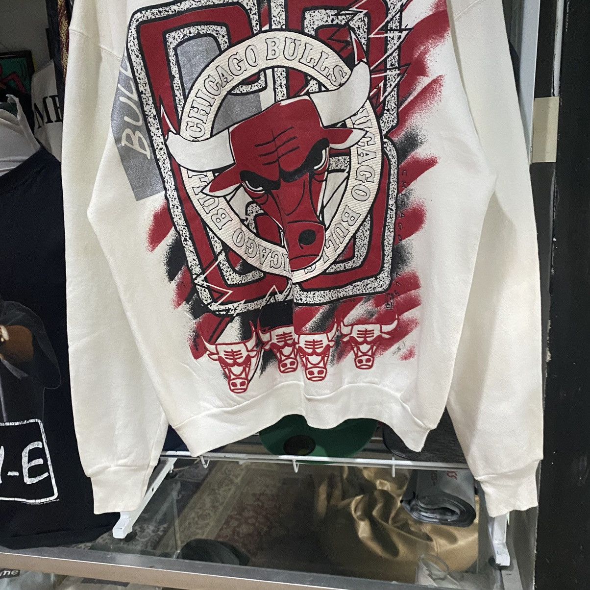 NBA × Vintage Vintage 90’s Chicago Bulls CRAYON DESIGN By Magic Johnson Size US L / EU 52-54 / 3 - 4 Thumbnail