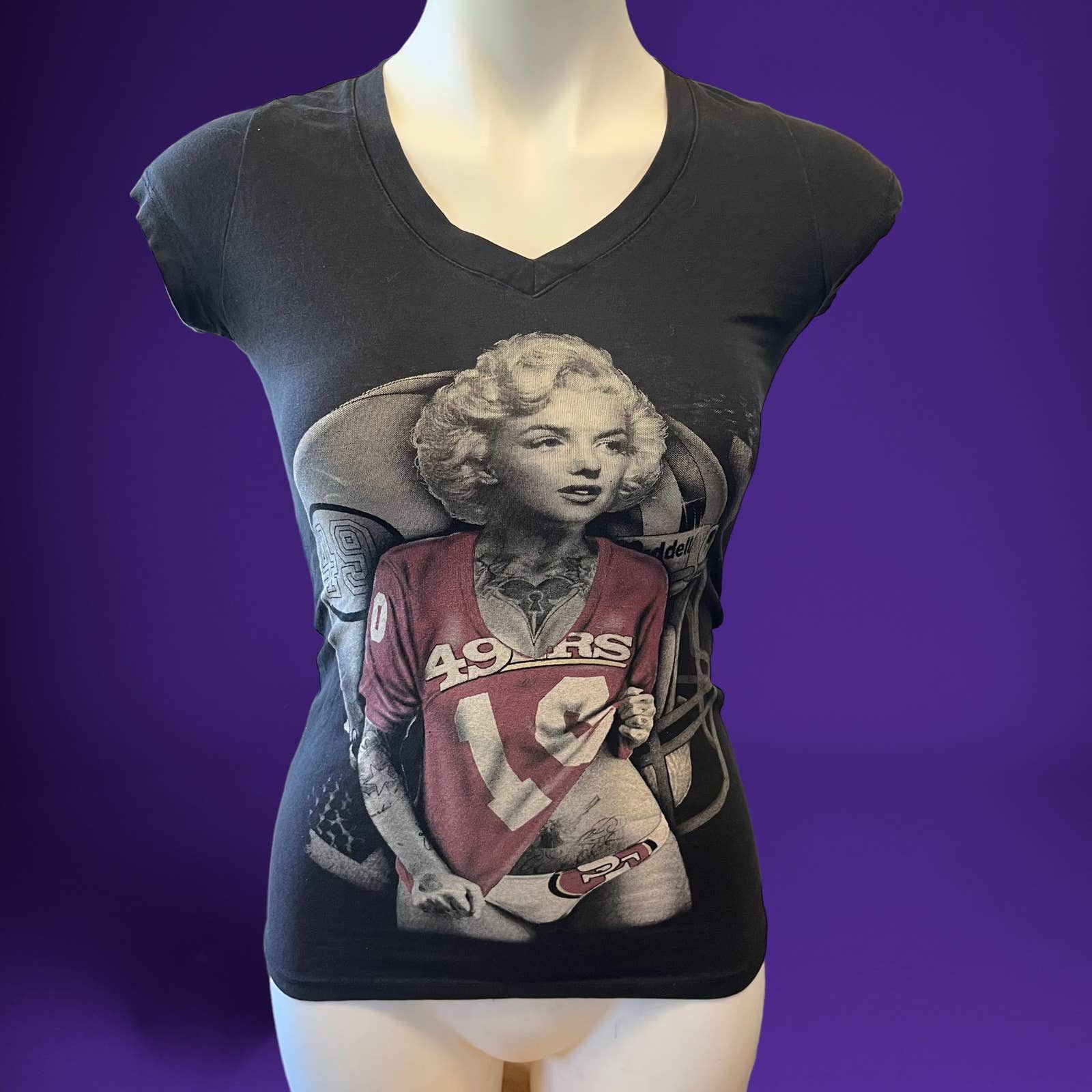 Other Marilyn Monroe San Francisco 49ers Ejel Fitted Tee Shirt