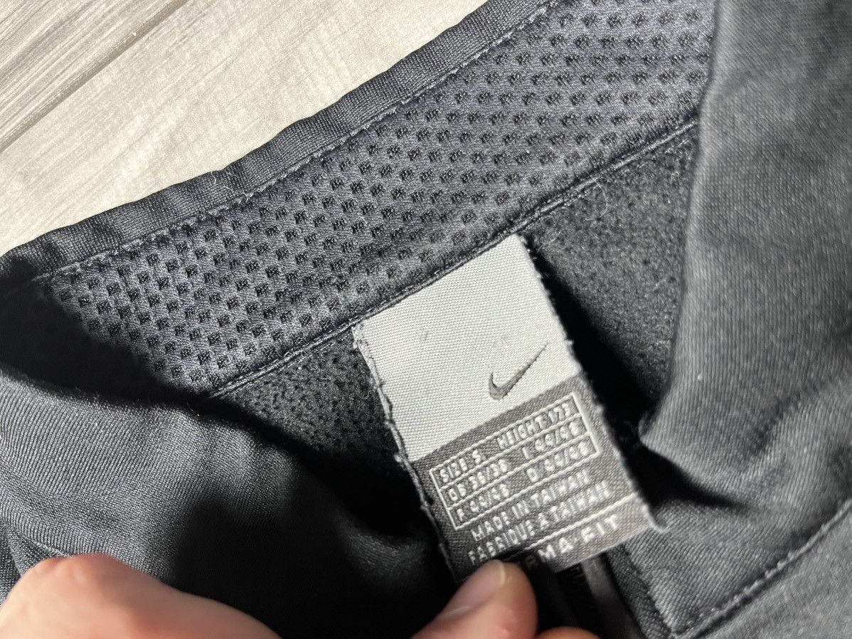 Nike Vintage Nike Thermo zip long sleeve size Small center swoosh Size US S / EU 44-46 / 1 - 4 Thumbnail