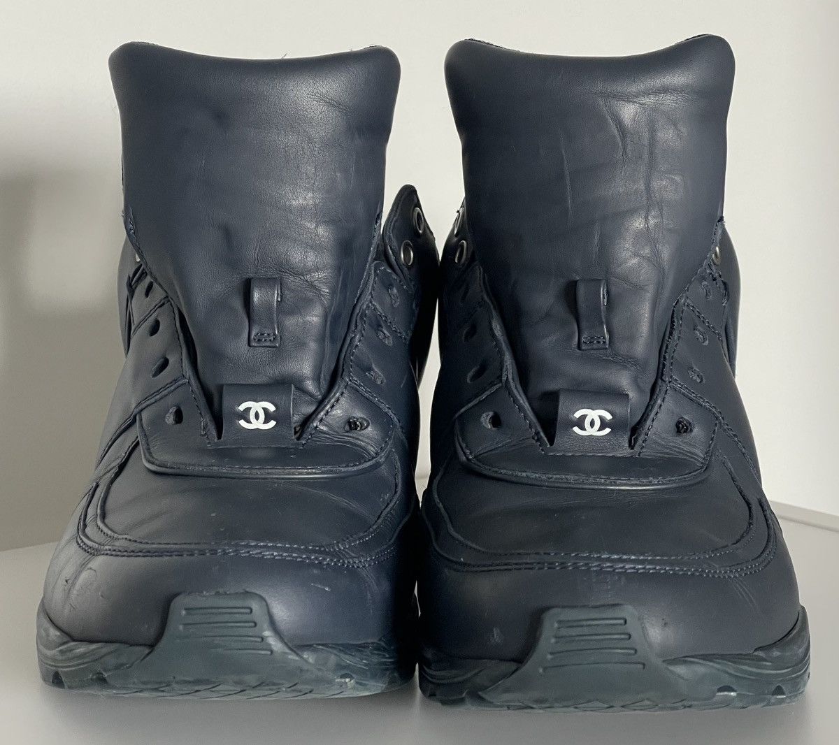 Chanel CHANEL sneakers, navy/white, size 41 Size US 8 / EU 41 - 12 Thumbnail