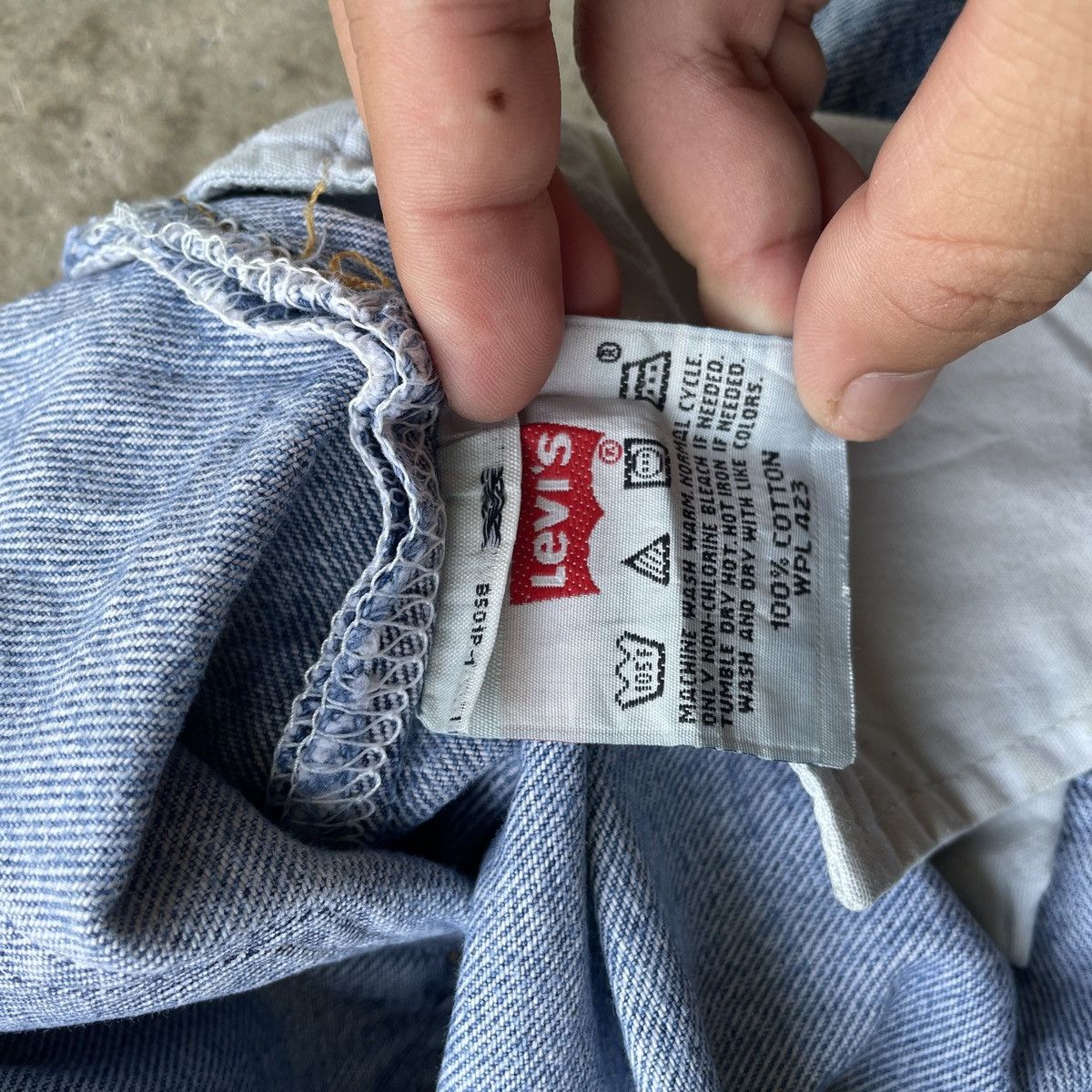 Jean × Levi's × Vintage Vintage Levi’s 501 Straight Faded Distressed Jeans Pants W32 Size US 32 / EU 48 - 9 Thumbnail