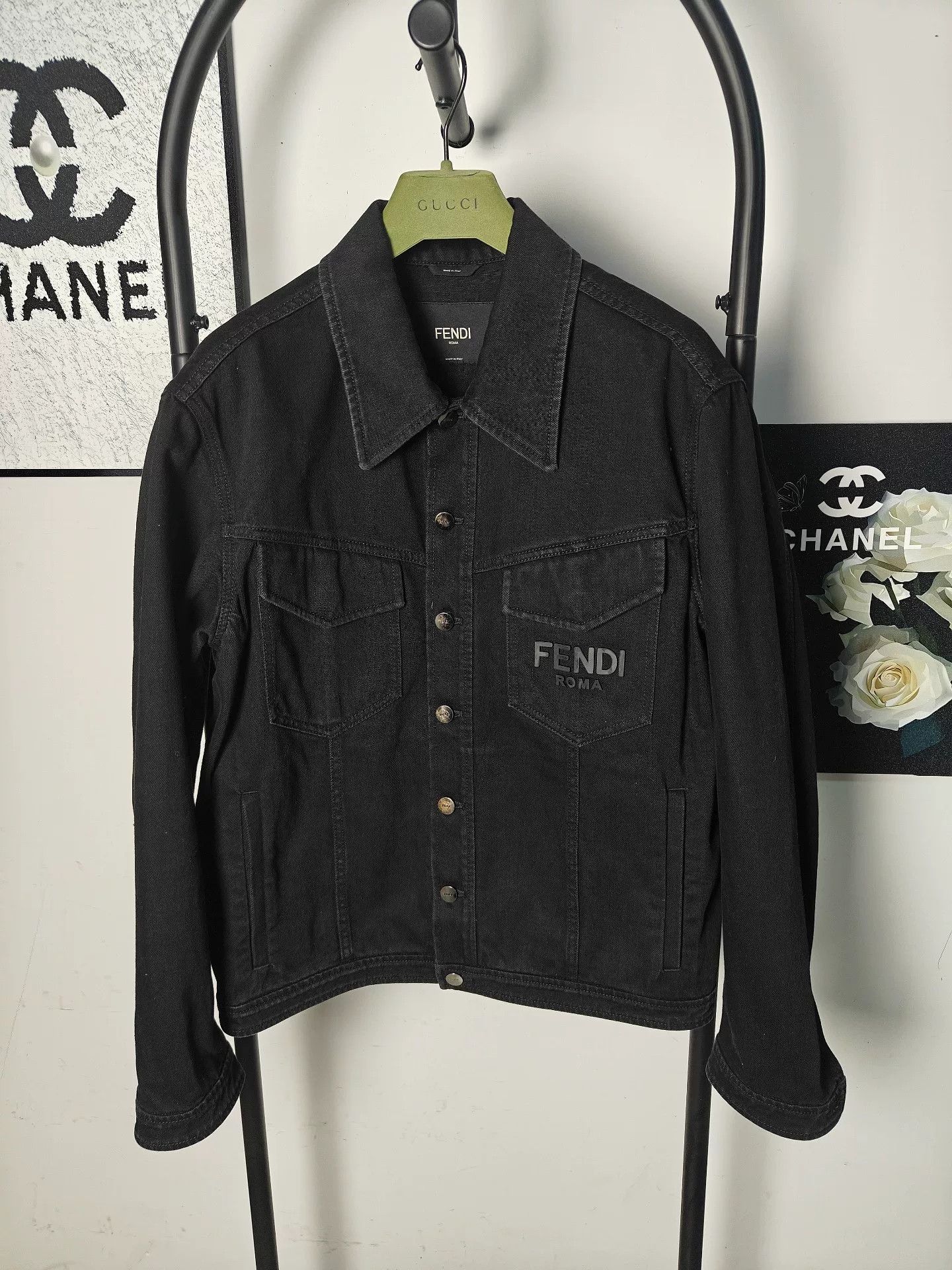 Fendi fendi logo denim jacket in black Size US M / EU 48-50 / 2 - 1 Thumbnail