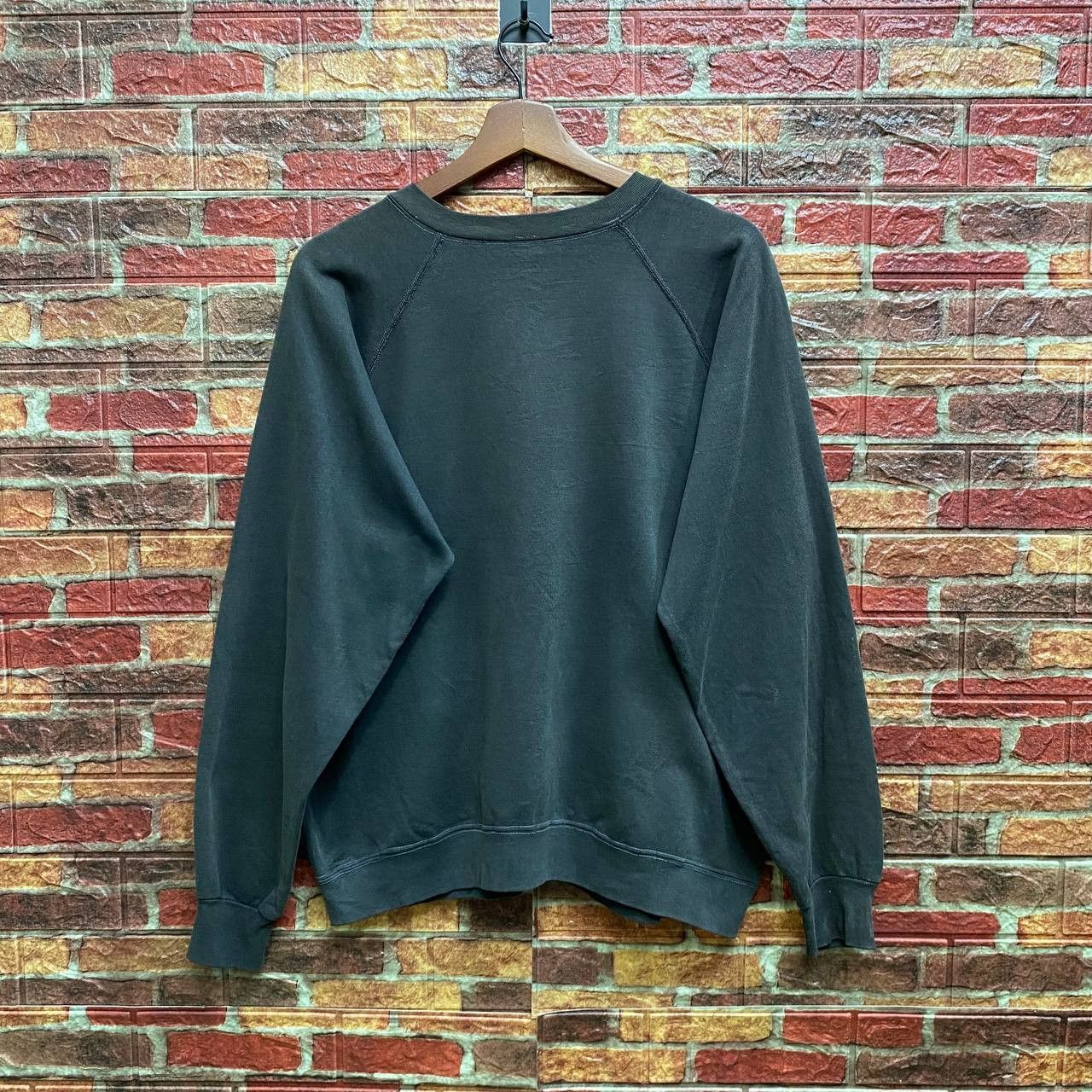 Vintage RARE VINTAGE 70S LAKERS LOS ANGELES FADED BLACK SWEATSHIRT Size US L / EU 52-54 / 3 - 4 Thumbnail