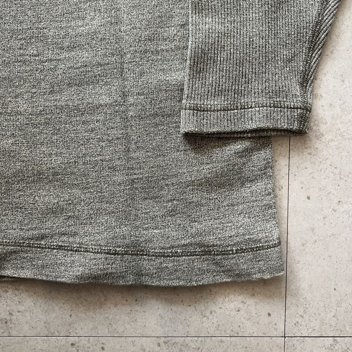 Issey Miyake Vintage 90s ISSEY MIYAKE Back Logo Sweatshirt Size US M / EU 48-50 / 2 - 6 Thumbnail