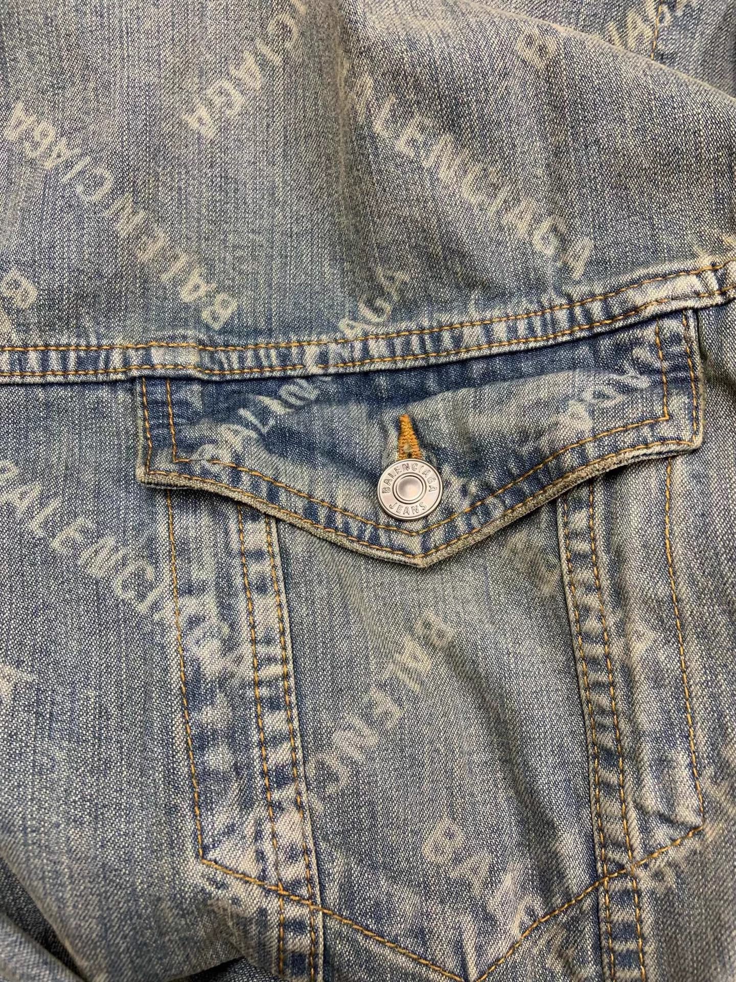 Balenciaga Balenciaga Logo Print Denim Jacket Women's Blue Size US L / EU 52-54 / 3 - 3 Thumbnail