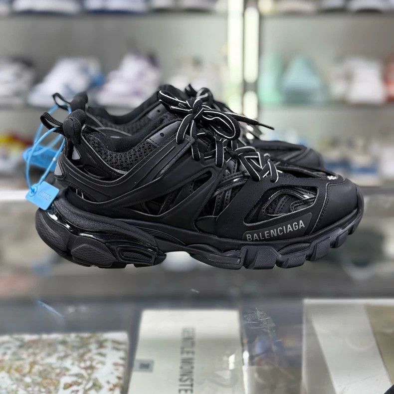 Balenciaga Balenciaga Track Black Sneakers Size 35-2505 Size US 4.5 / IT 34.5 - 4 Thumbnail