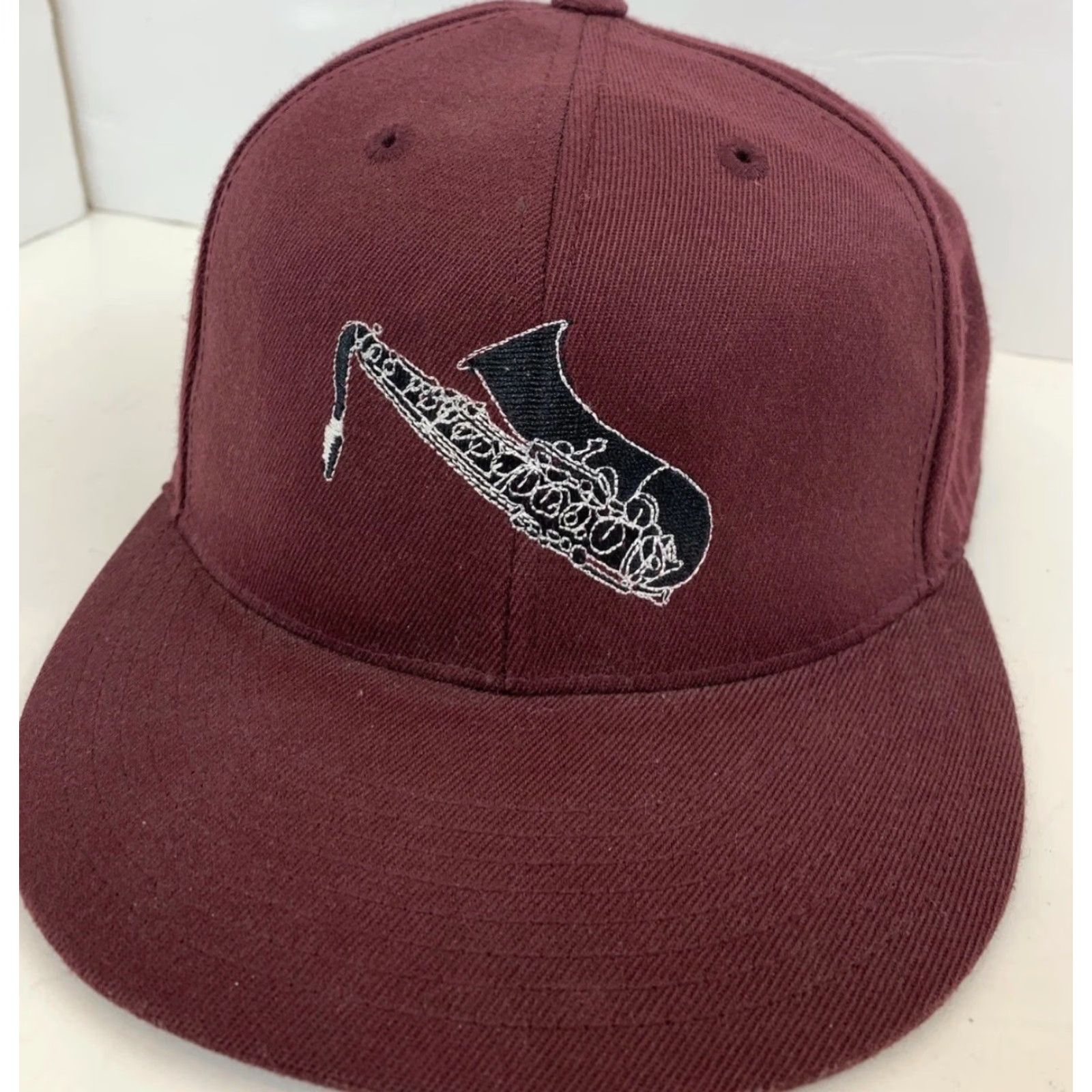 Lids LIDS Baseball Cap Mens Large Black Maroon Jazz Saxophone 210 Fitted Cap Size ONE SIZE - 2 Thumbnail