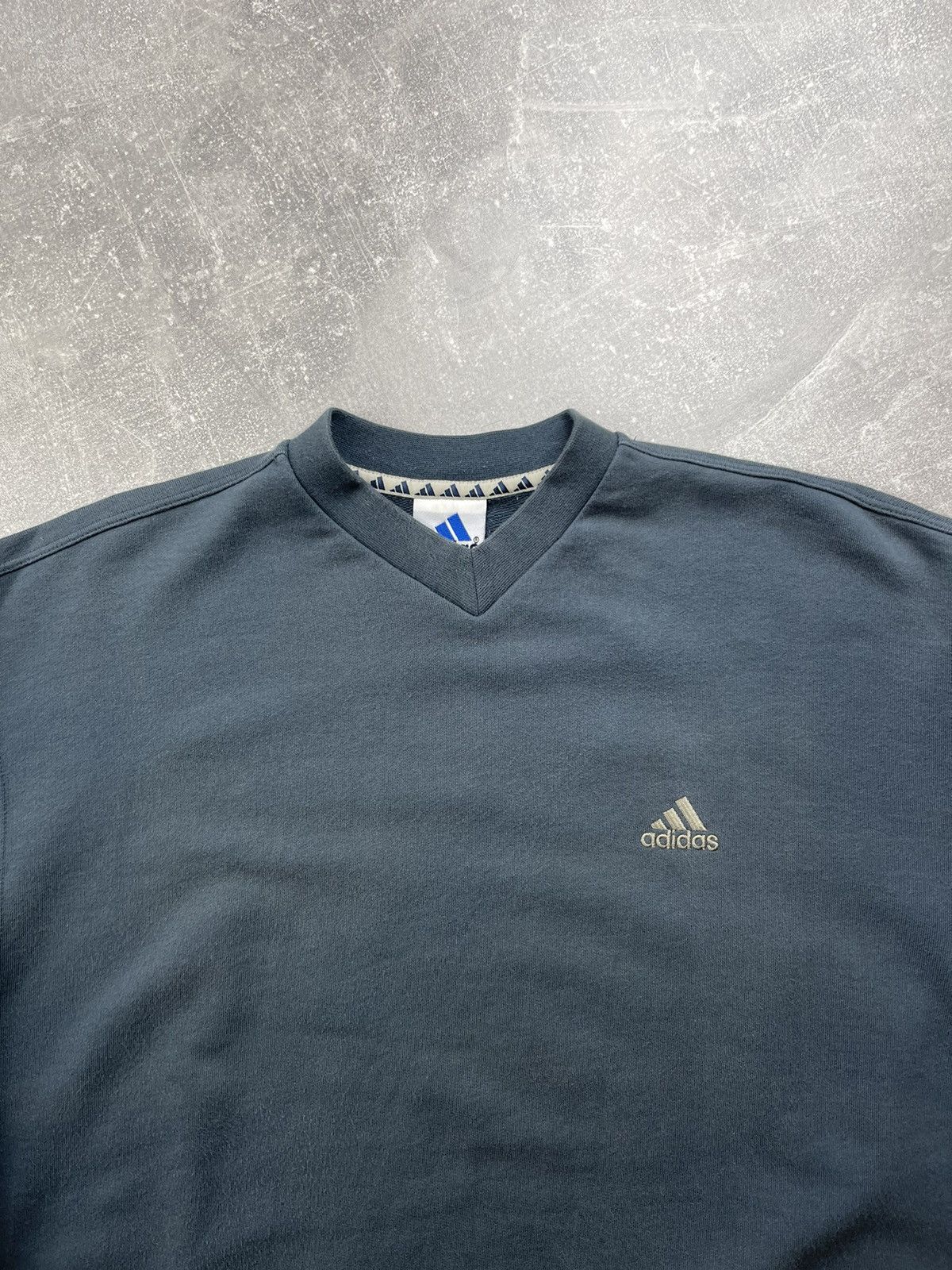 Adidas × Vintage Vintage 2000s Adidas V-Neck Sweatshirt Navy Blue Size US M / EU 48-50 / 2 - 3 Thumbnail