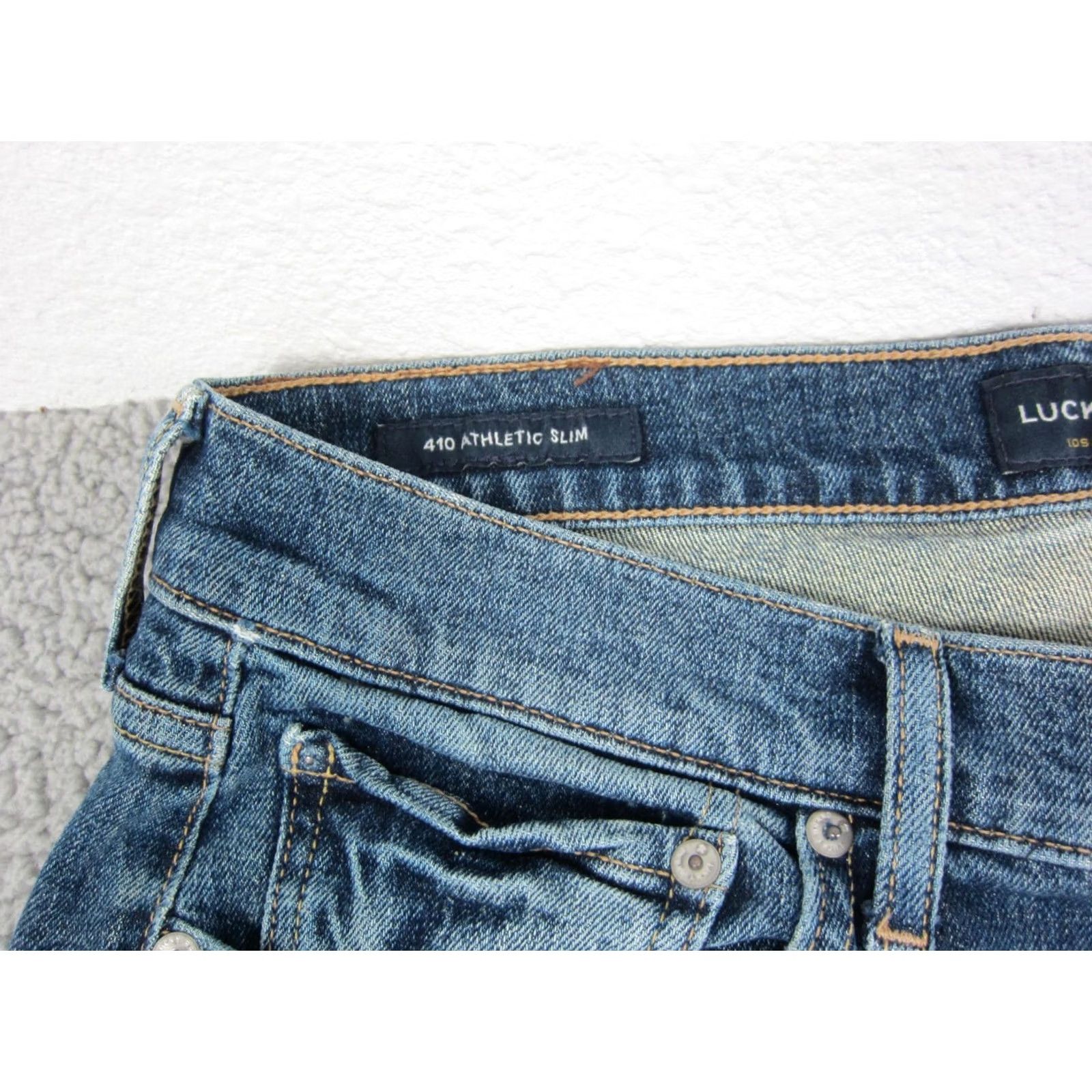 Lucky Brand Lucky Brand Jeans Mens 32x34 Blue Athletic Slim Straight Denim Medium Wash 90s USA Size US 32 / EU 48 - 4 Thumbnail