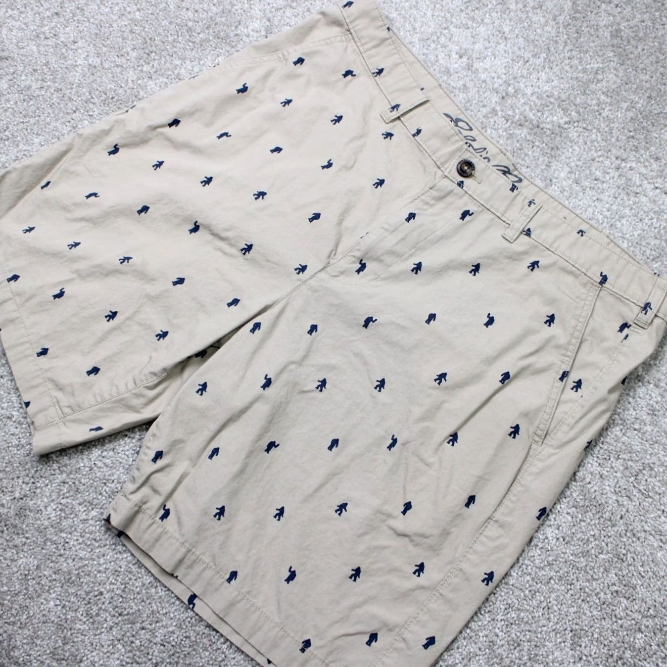 Eddie Bauer Eddie Bauer Chino Shorts Mens 36 Brown All Over Print Geometric AOP 9" Inseam Regular Fit 100% Cotton Size US 36 / EU 52 - 2 Thumbnail
