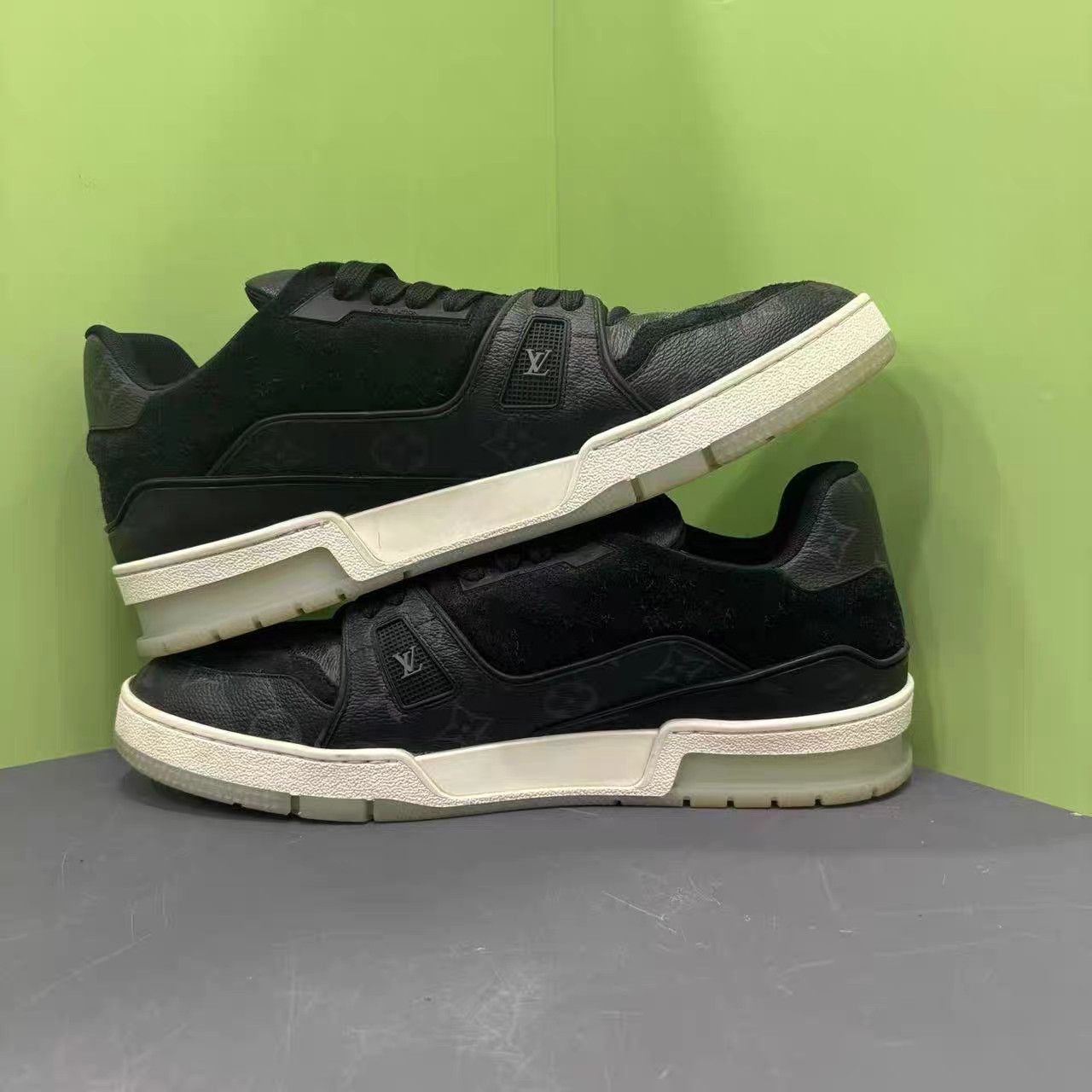 Louis Vuitton Louis Vuitton Trainer Sneakers K15 Size US 9 / EU 42 - 5 Thumbnail