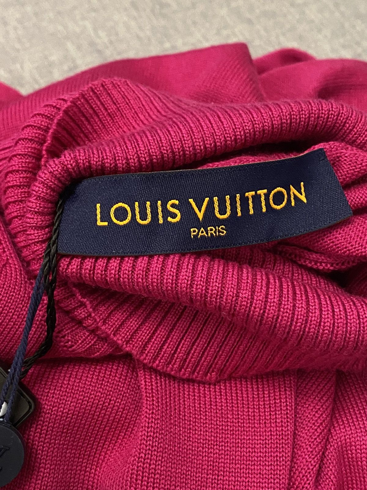 Louis Vuitton Louis Vuitton Amen Break pink wool turtleneck sweater M Size US M / EU 48-50 / 2 - 9 Thumbnail
