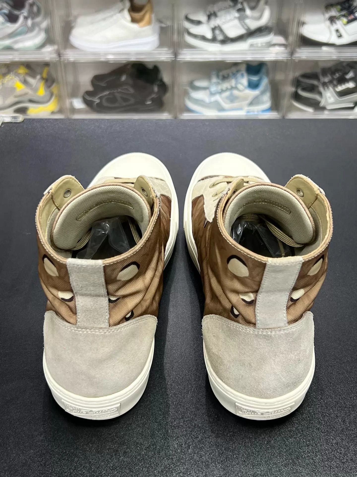 Louis Vuitton LV Tattoo Camouflage Suede Hi Top Sneaker Brown 41 Size US 8 / EU 41 - 7 Thumbnail