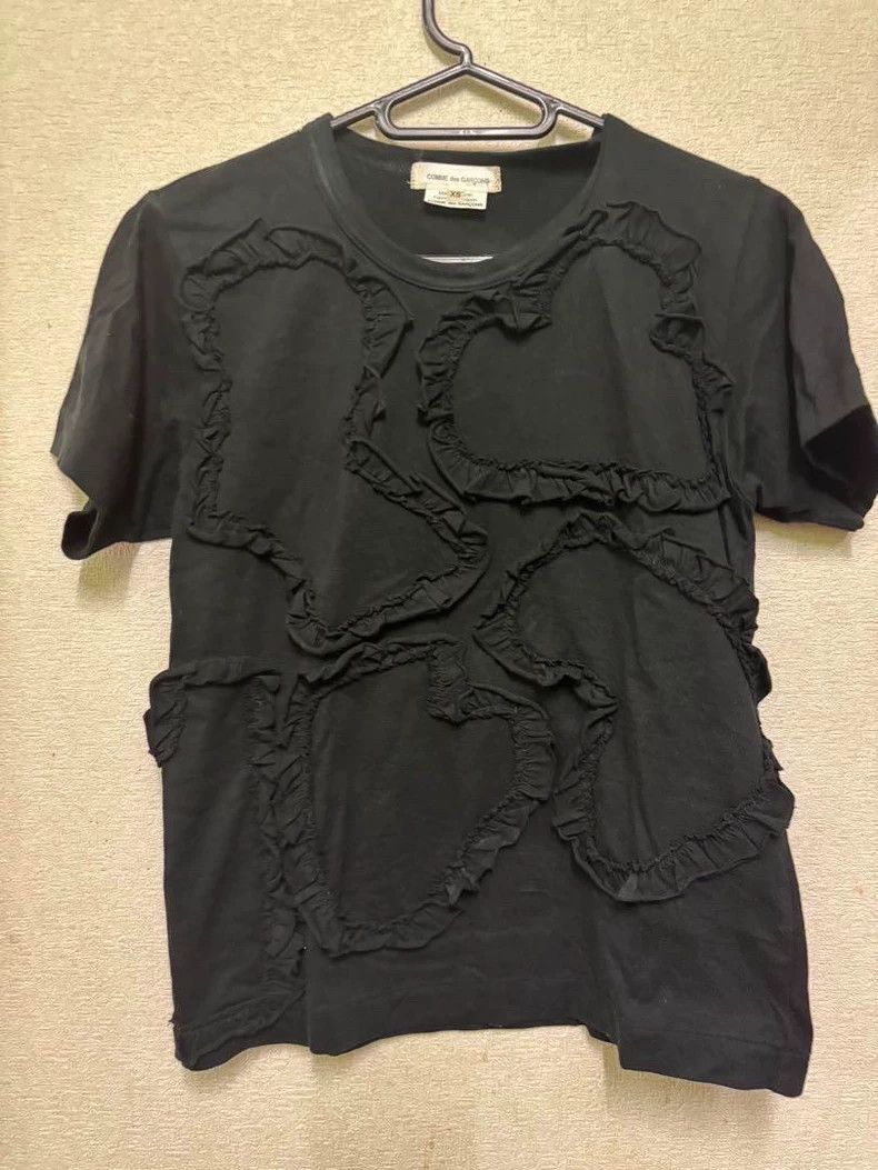Comme des Garcons Comme Des Garcons Black Retro Fill Design Top Short Sleeve Size XS / US 0-2 / IT 36-38 - 1 Thumbnail