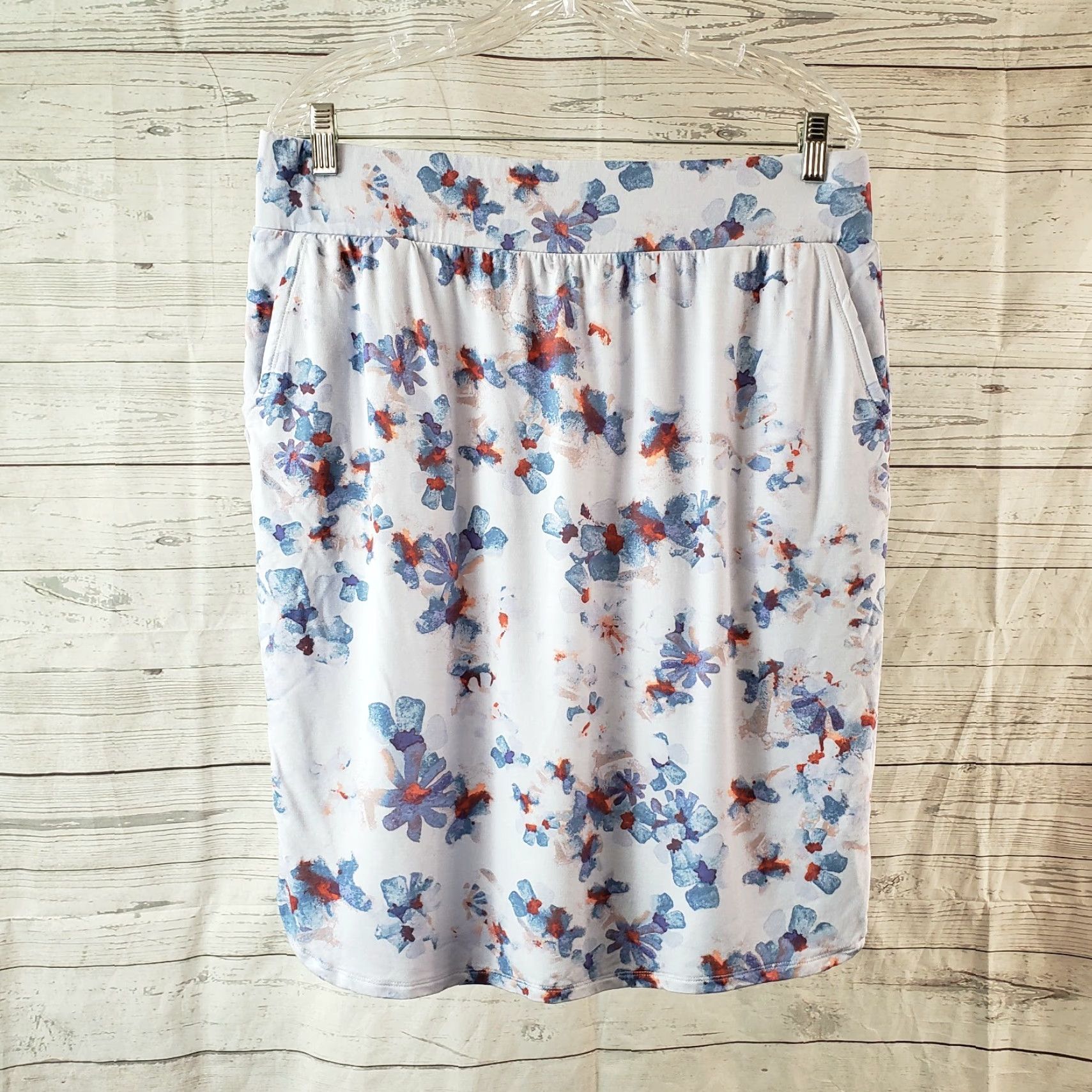 Vintage LOGO Lounge Lori Goldstein Womens Skirt L Blue Red Floral Pockets Rayon Size 36" / US 14 / IT 50 - 2 Thumbnail