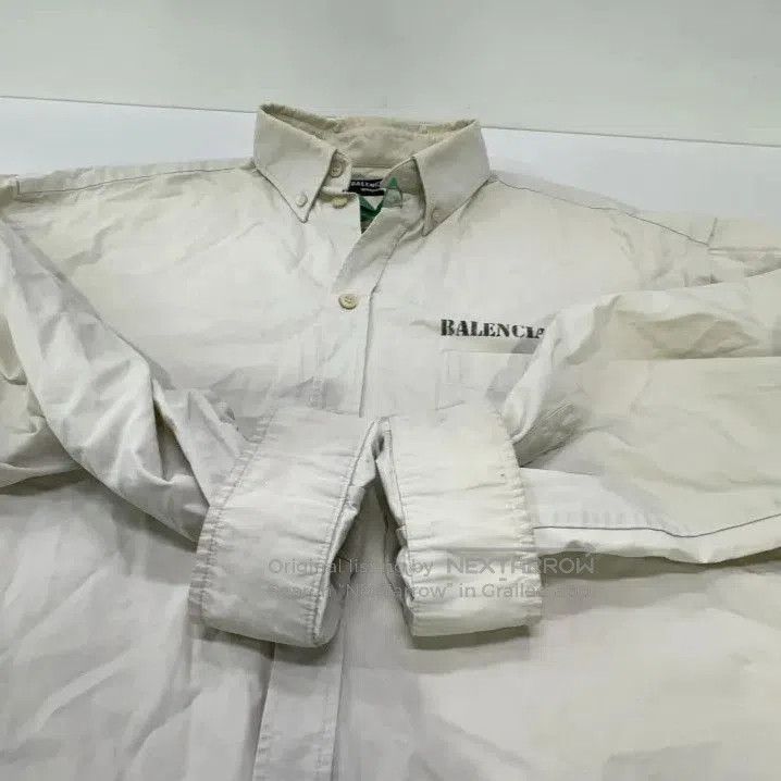 Balenciaga Balenciaga FW22 Beige Single Button Long Sleeve Shirt. Size US M / EU 48-50 / 2 - 3 Thumbnail