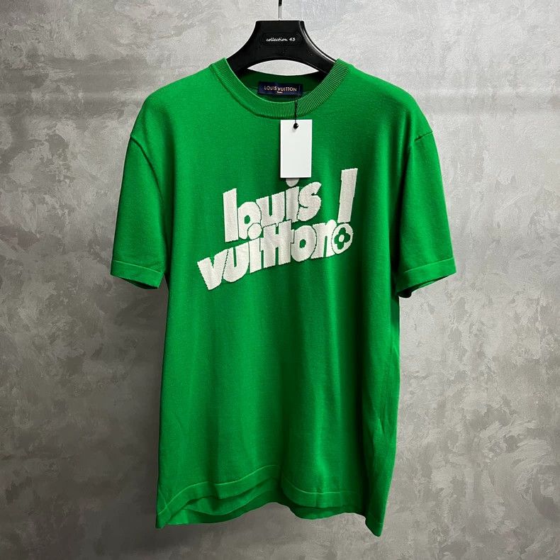 Louis Vuitton Louis Vuitton The latest green crewneck logo monogram prin Size US L / EU 52-54 / 3 - 1 Thumbnail