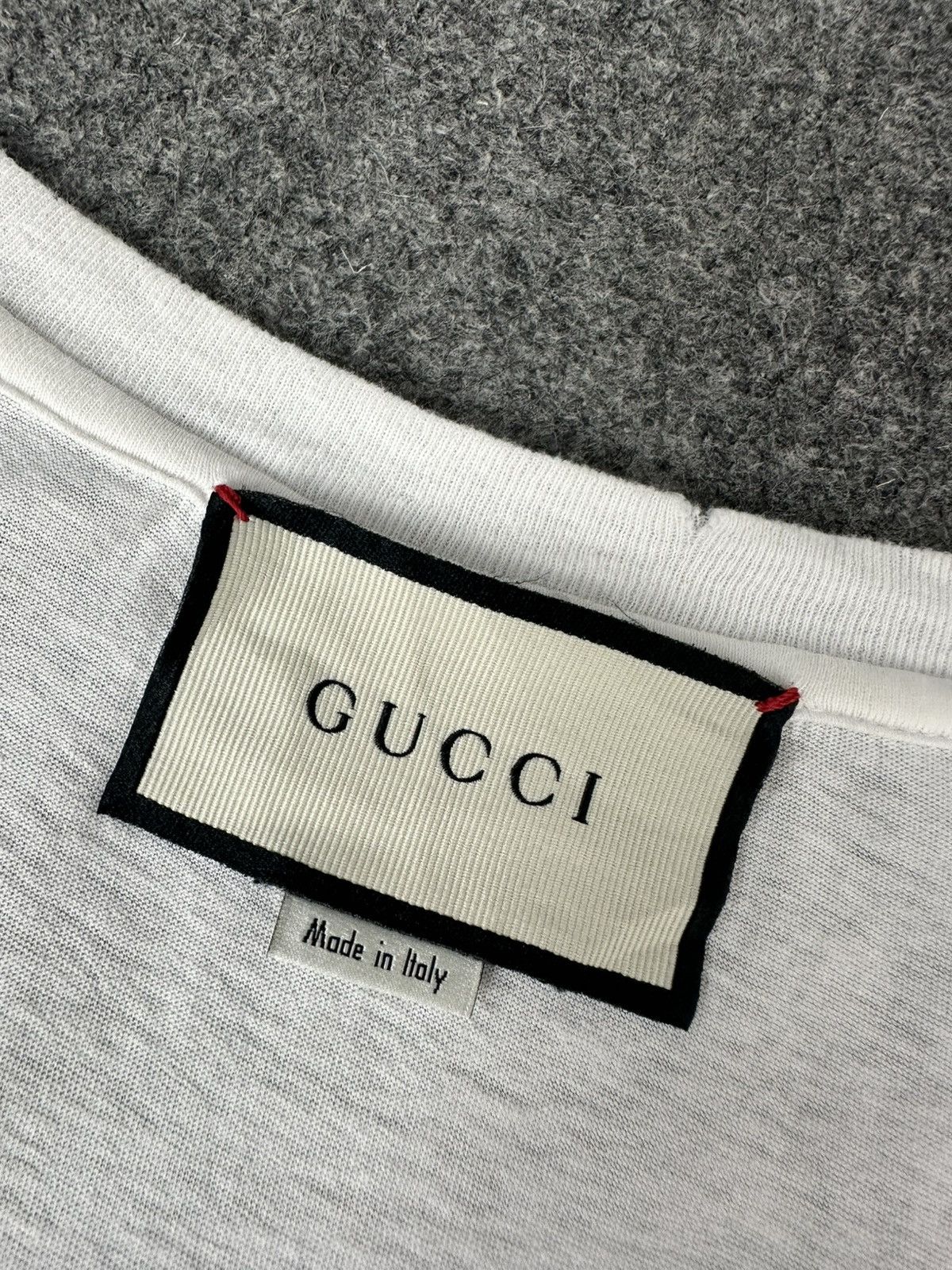 Gucci Gucci - Classic Logo Distressed - Short Sleeve Shirt - White Size US M / EU 48-50 / 2 - 9 Thumbnail