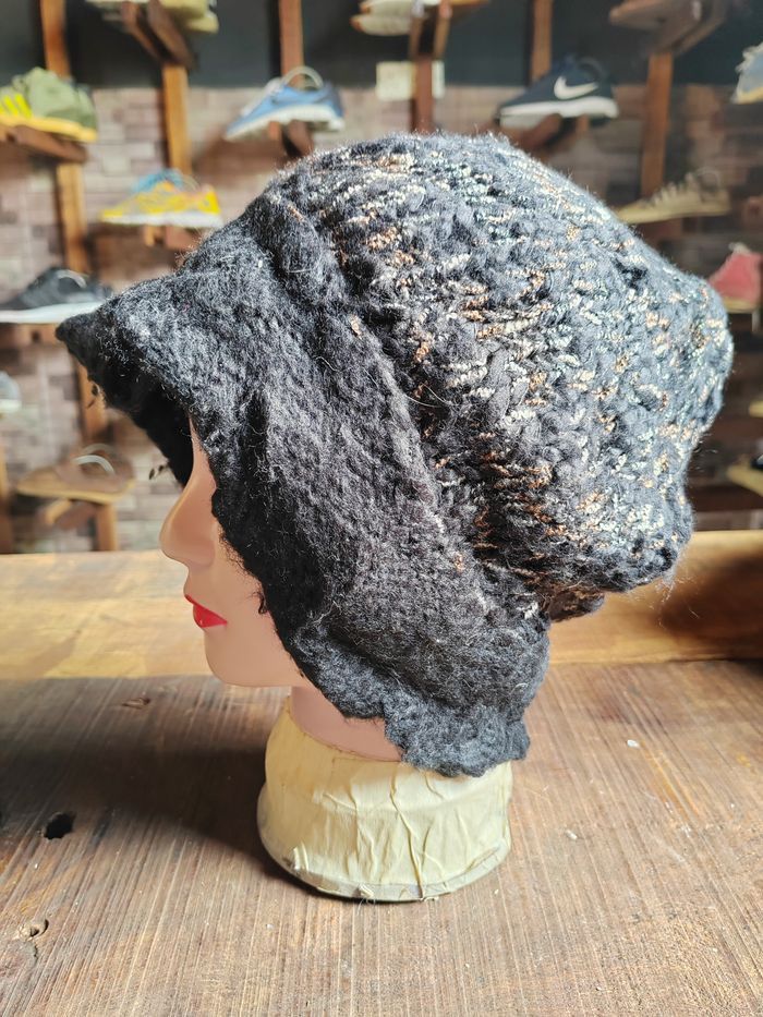Japanese Brand Vintage Crochet Knitted handmade Beanie Snowcap Size ONE SIZE - 1 Thumbnail