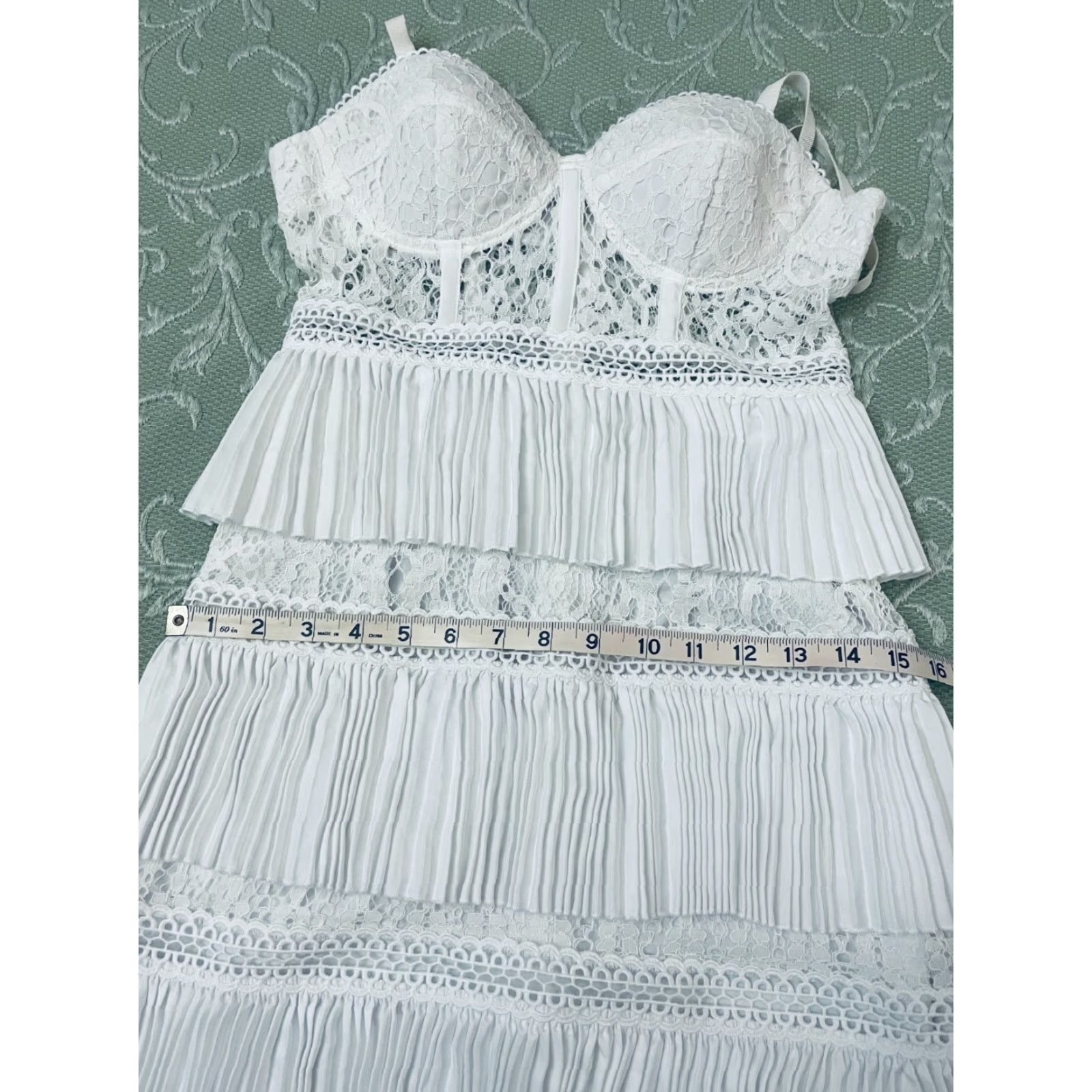 Vintage ASOS DESIGN Lace Tiered Mini Dress Women’s Small White Corset Bustier Party Boho Size S / US 4 / IT 40 - 7 Thumbnail