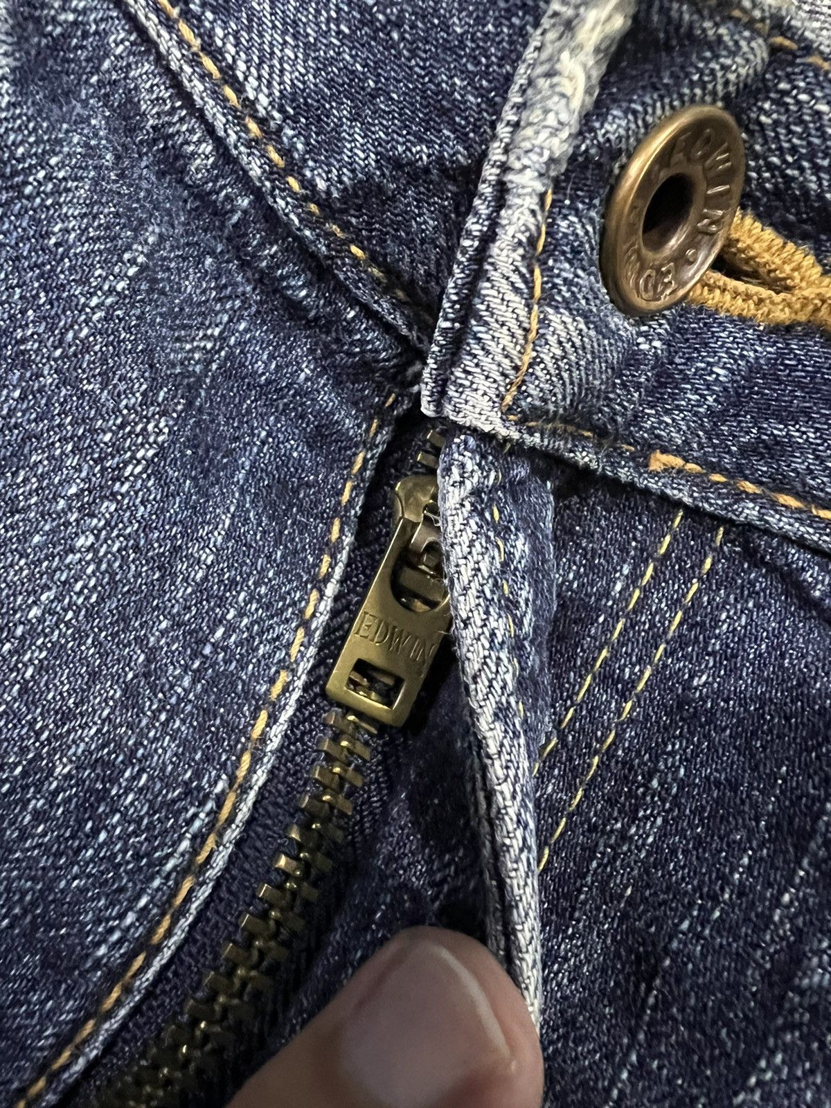 Edwin × If Six Was Nine VINTAGE EDWIN 505z SELVEDGE DISTRESSED BAGGY JEANS Size US 31 - 8 Thumbnail