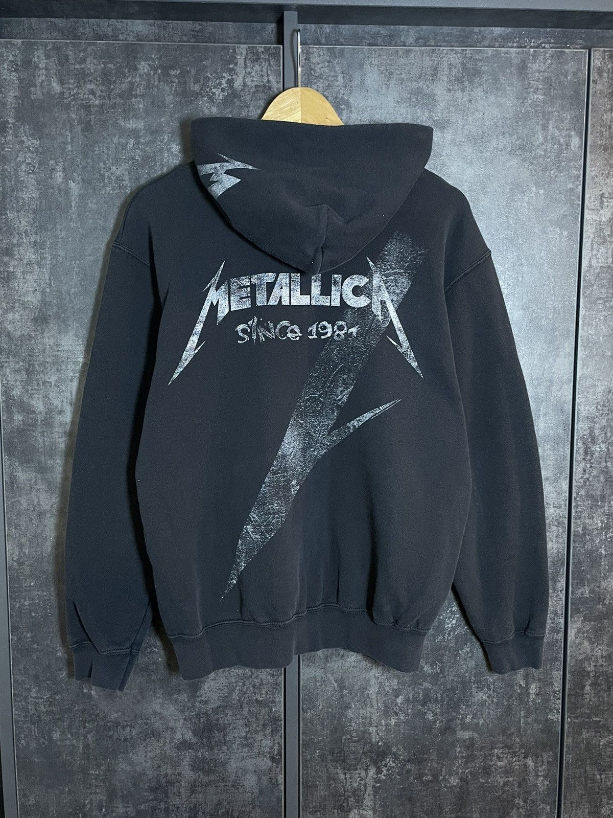 Band Tees Crazy Metallica Faded Black Zip Hoodie Big Logo Streetwear Size US M / EU 48-50 / 2 - 2 Thumbnail