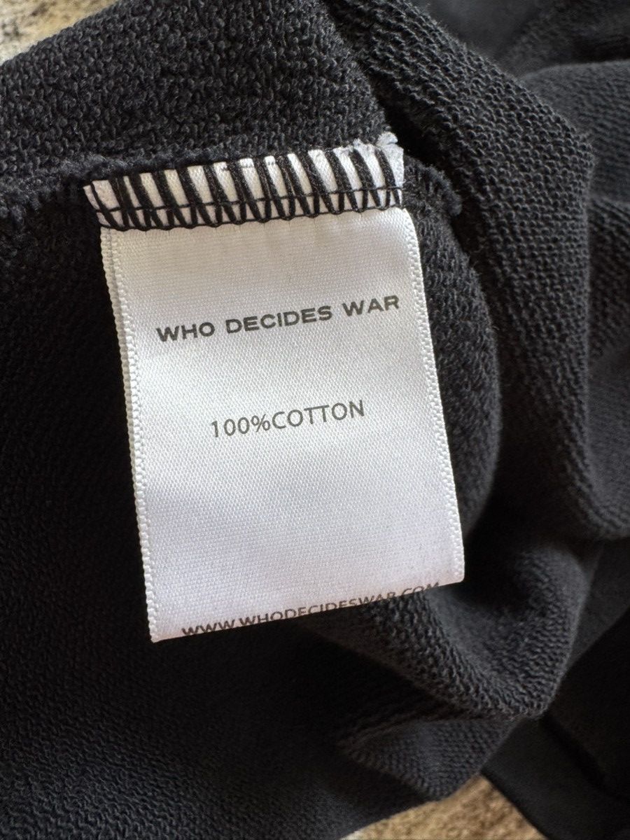 Who Decides War Who decides war cathedral hoodie Size US XL / EU 56 / 4 - 9 Thumbnail